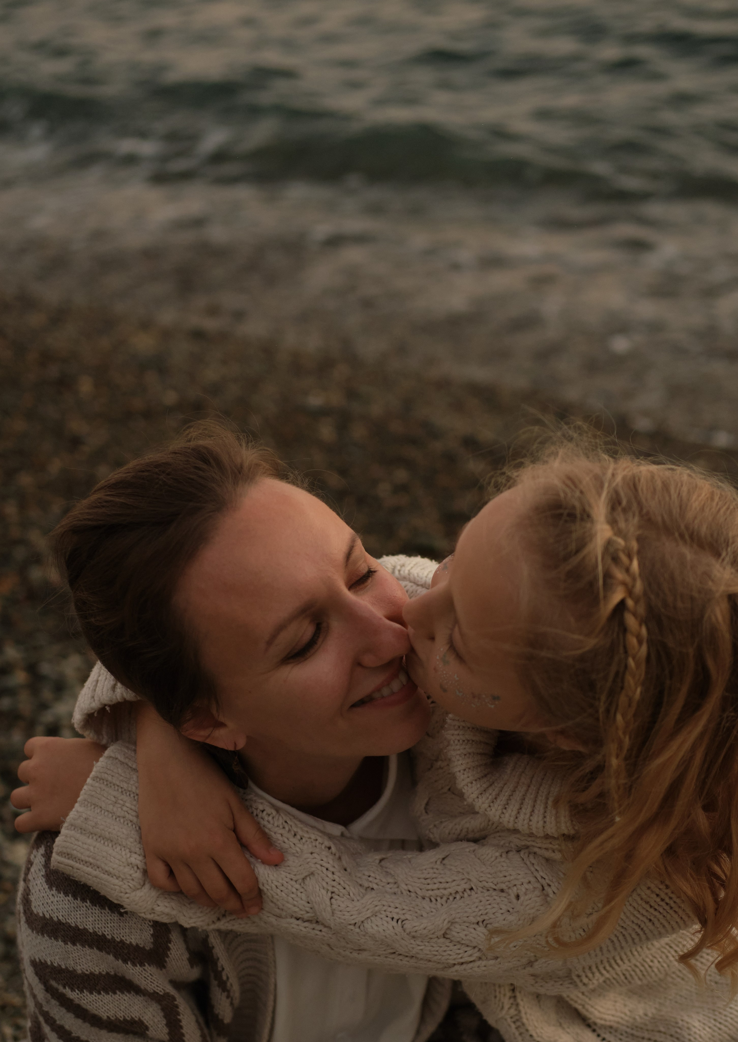 Под шум прибоя. Фотограф Карелина Полина