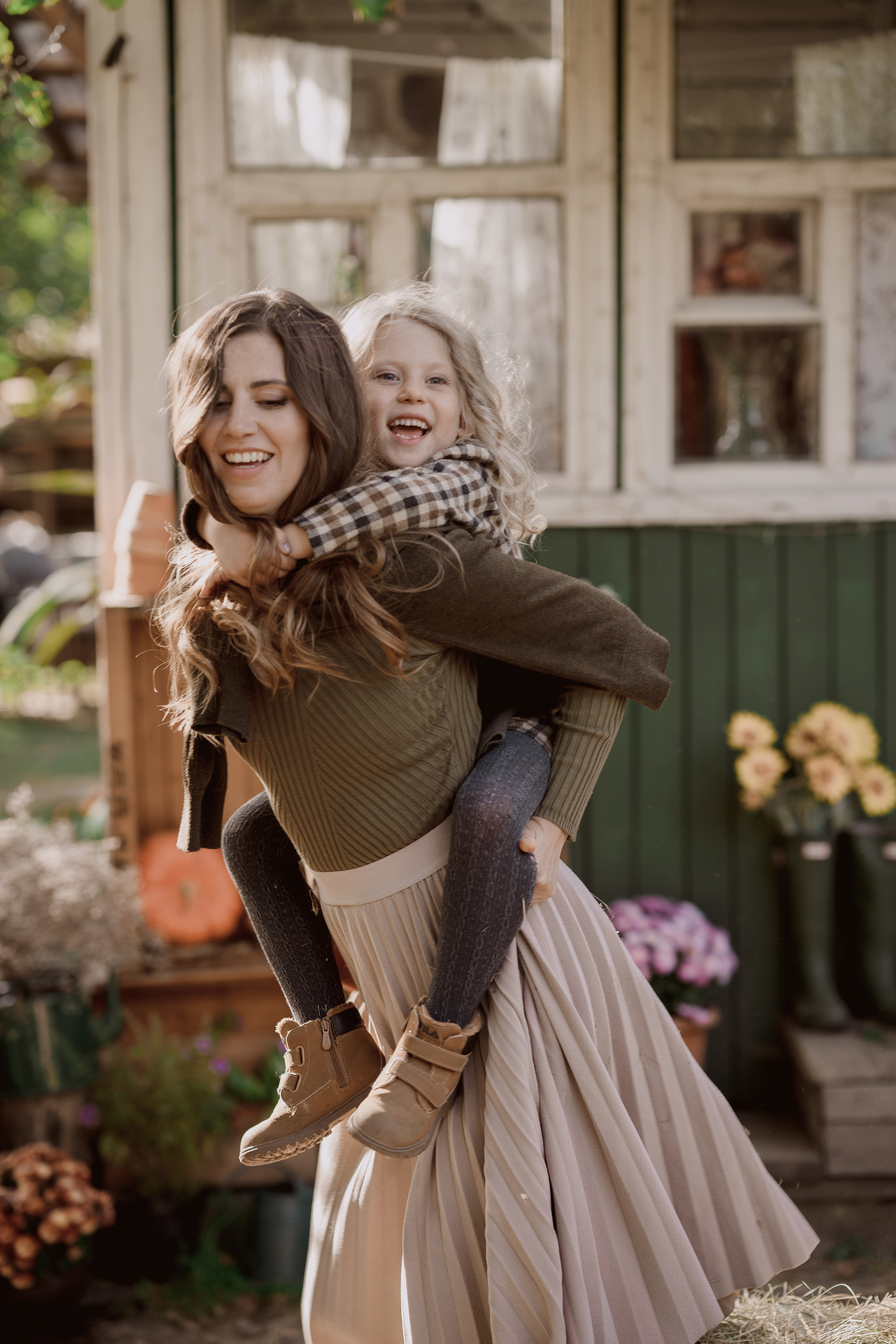 Соня с мамой. Семейная фотосессия. Семейный и детский фотограф в Сергиев Посаде, Хотьково Якимчук Любовь