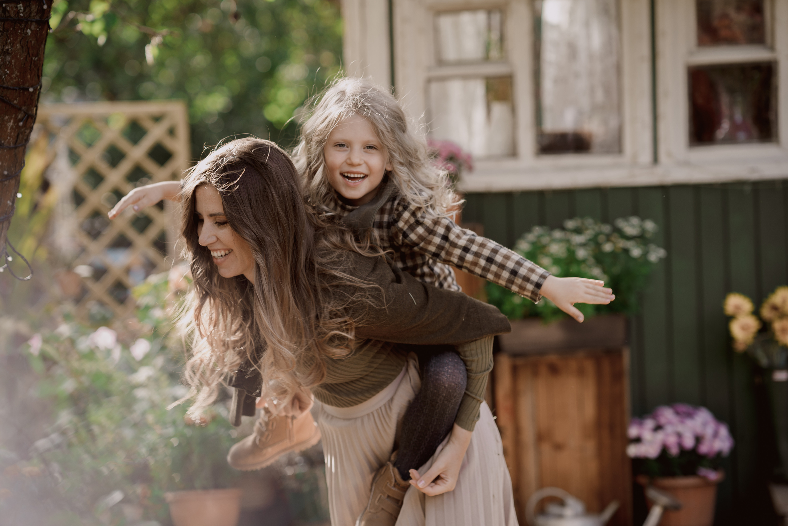 Соня с мамой. Семейная фотосессия. Семейный и детский фотограф в Сергиев Посаде, Хотьково Якимчук Любовь