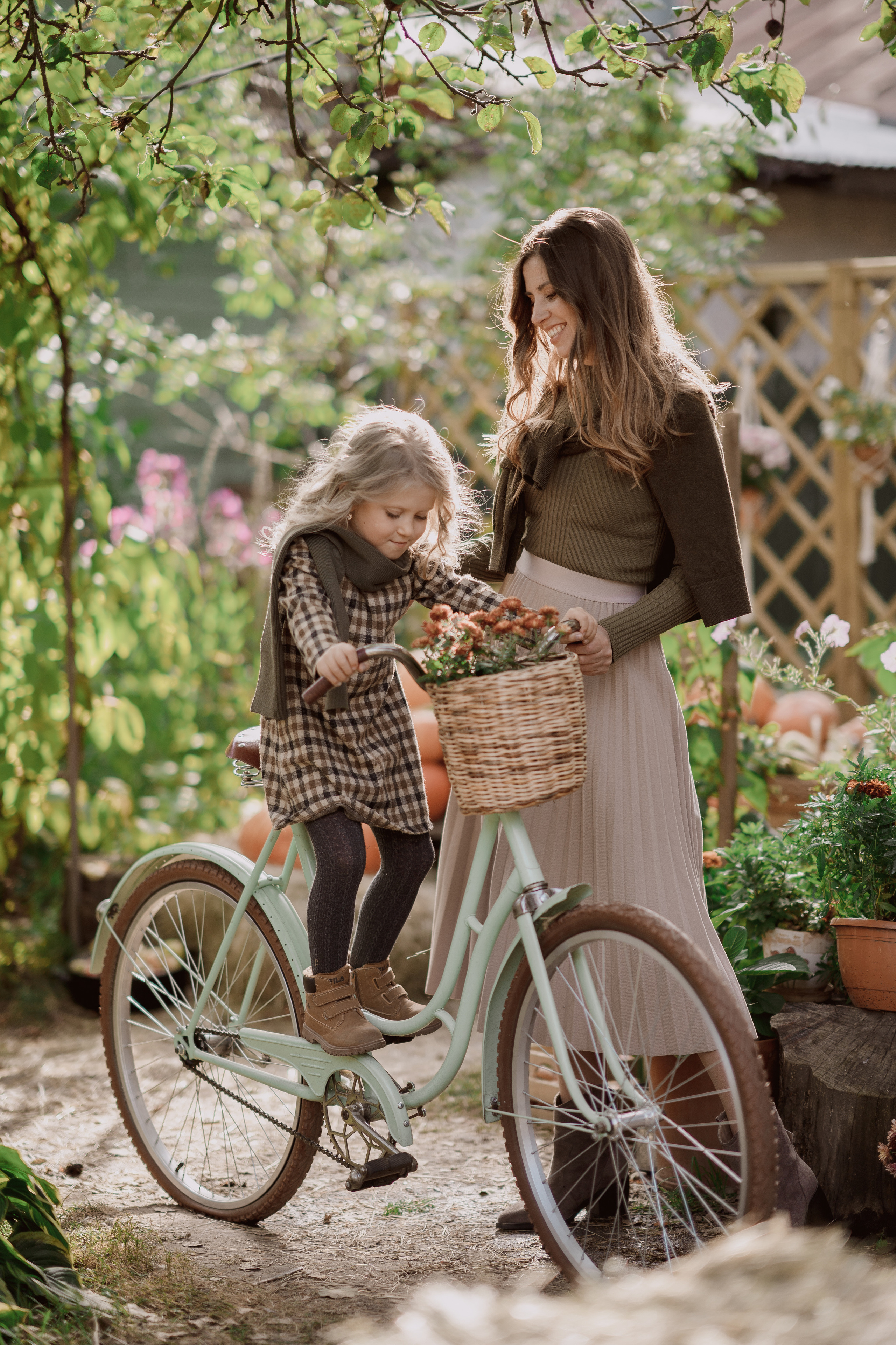 Соня с мамой. Семейная фотосессия. Семейный и детский фотограф в Сергиев Посаде, Хотьково Якимчук Любовь