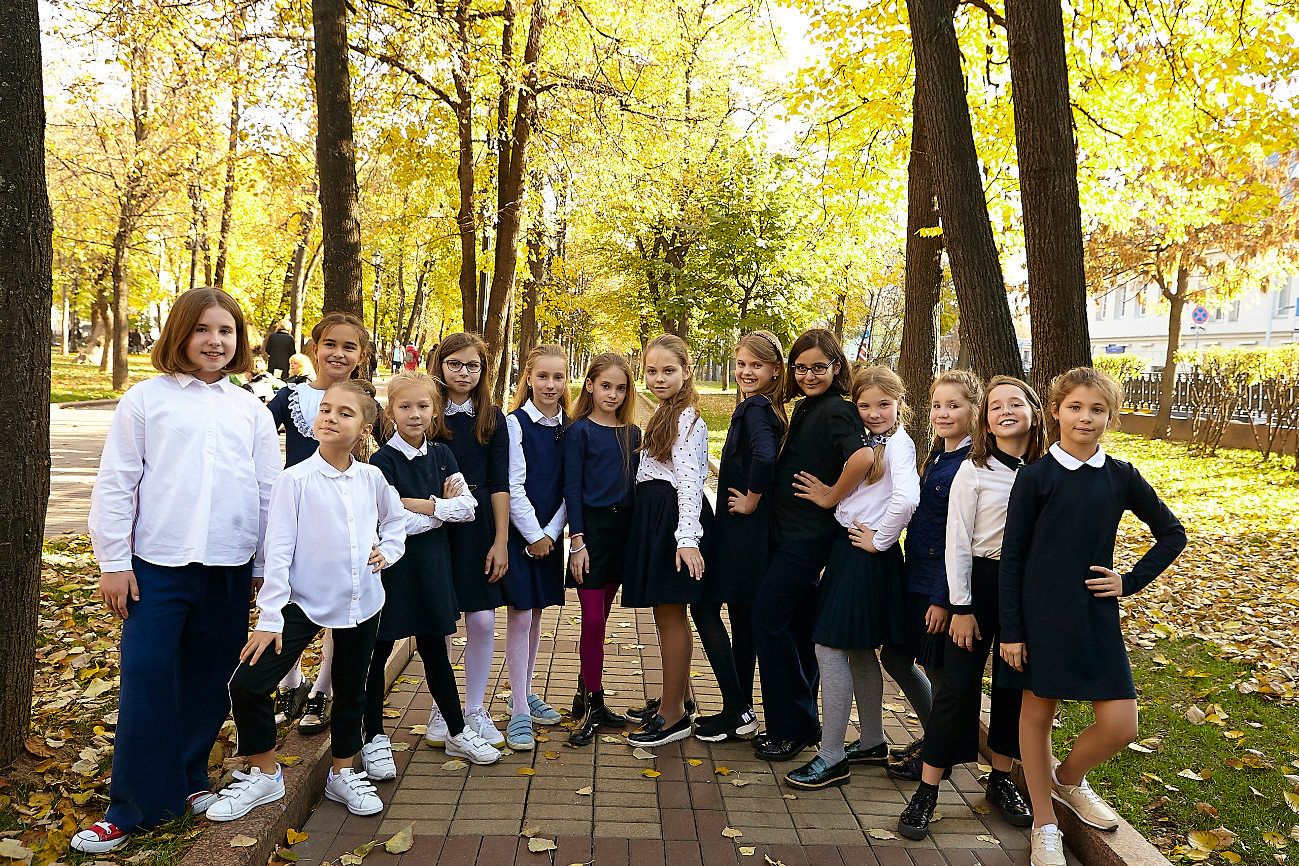 Выпускной альбом 4 класса 1284. Школьный фотограф в Москве Людмила Журавлева