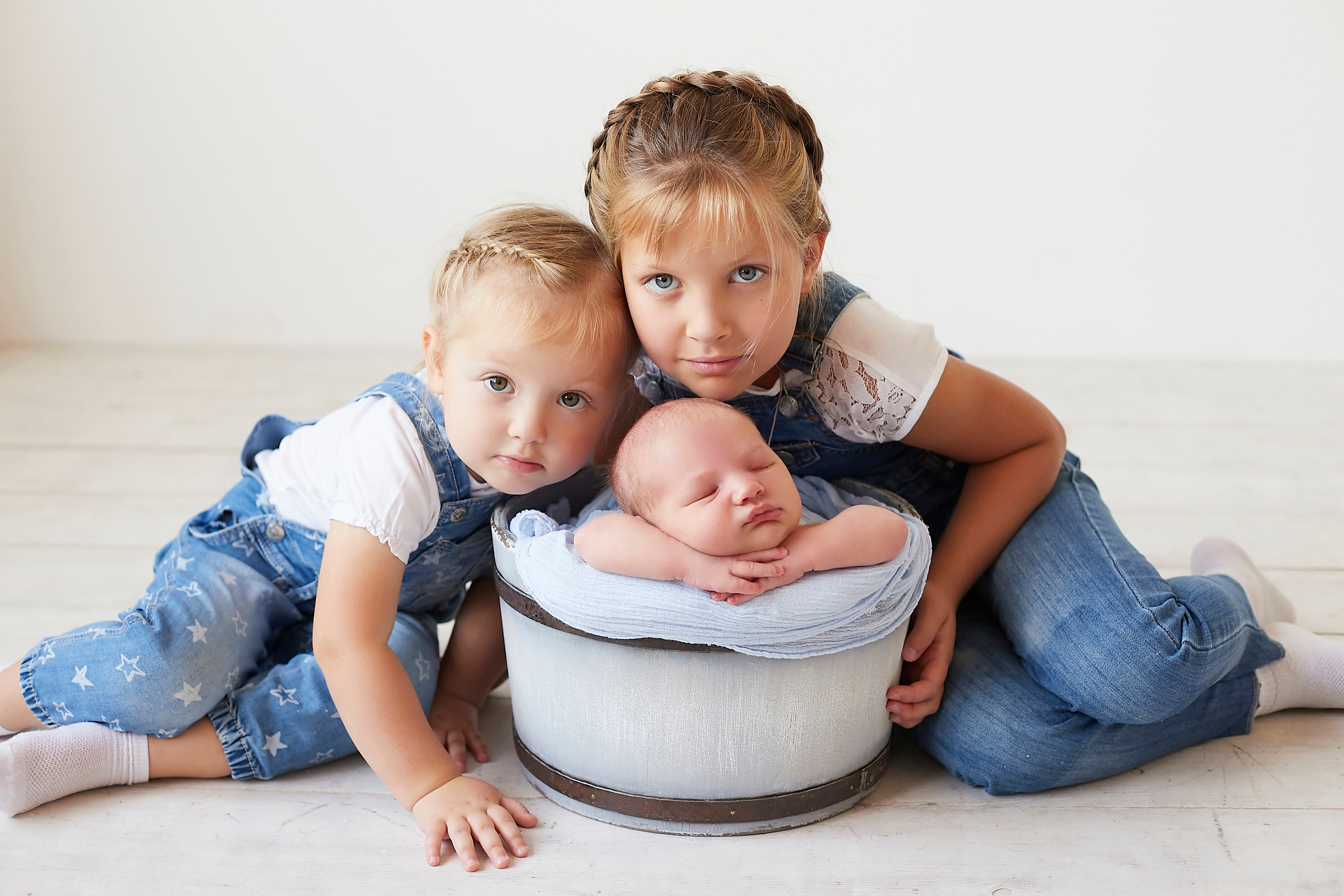 Новорожденный. Школьный фотограф в Москве Людмила Журавлева