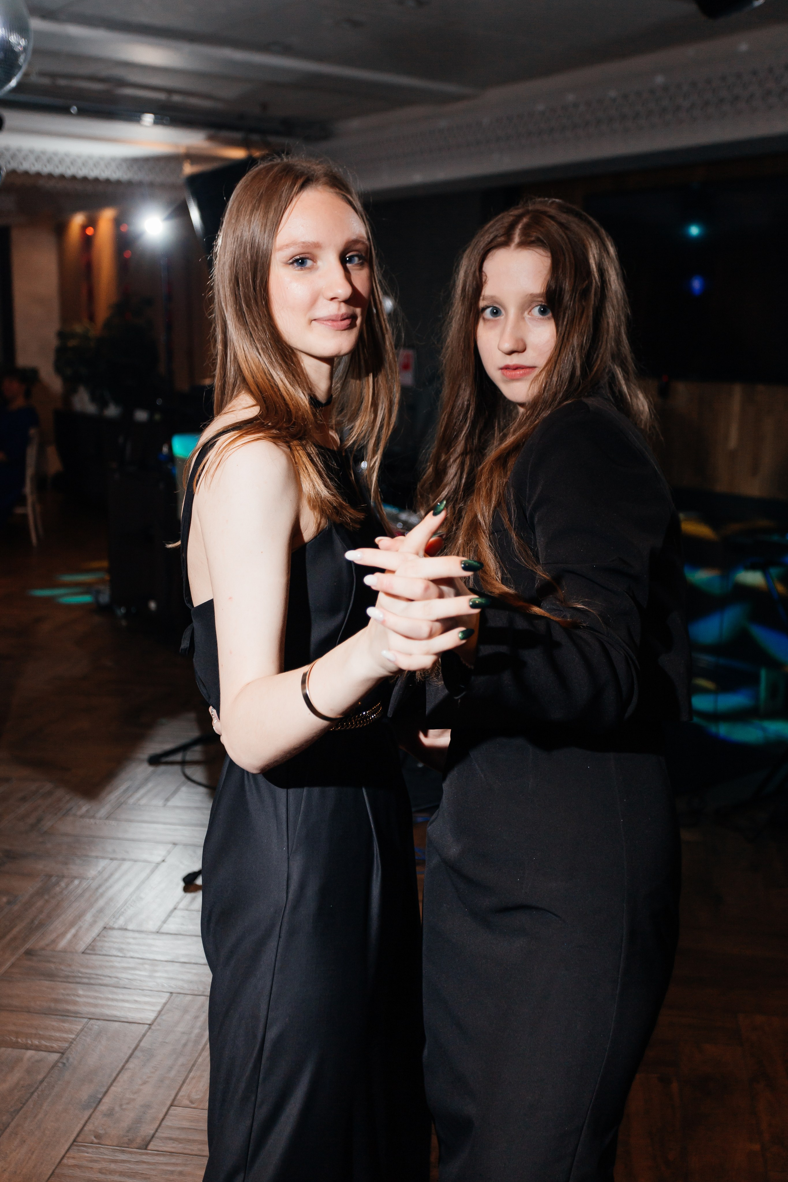 Выпускной 11 «А». Школа № 42. Свадебный фотограф в Краснодаре Николай Крауз