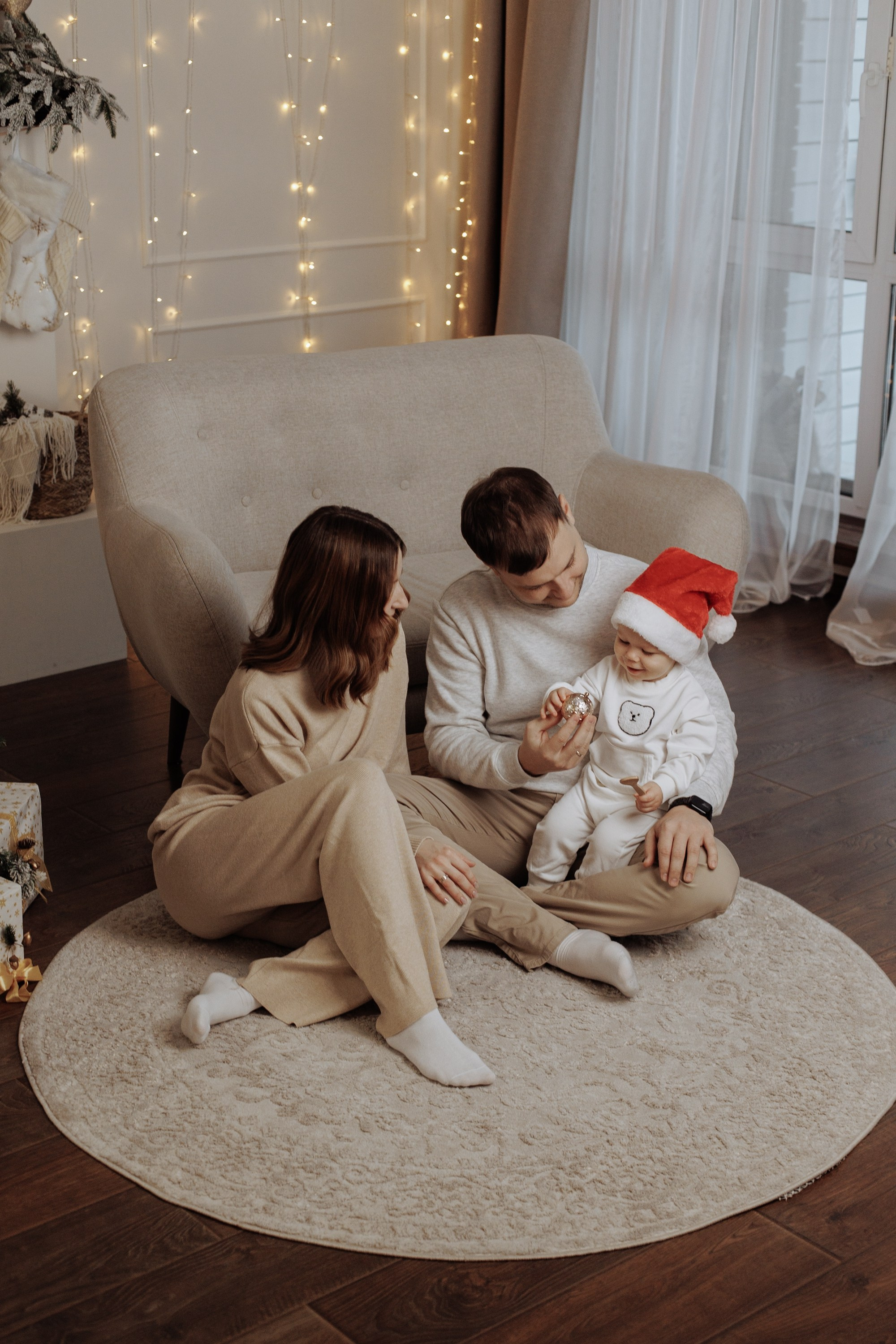 Семейная фотосессия «студия». Свадебный фотограф