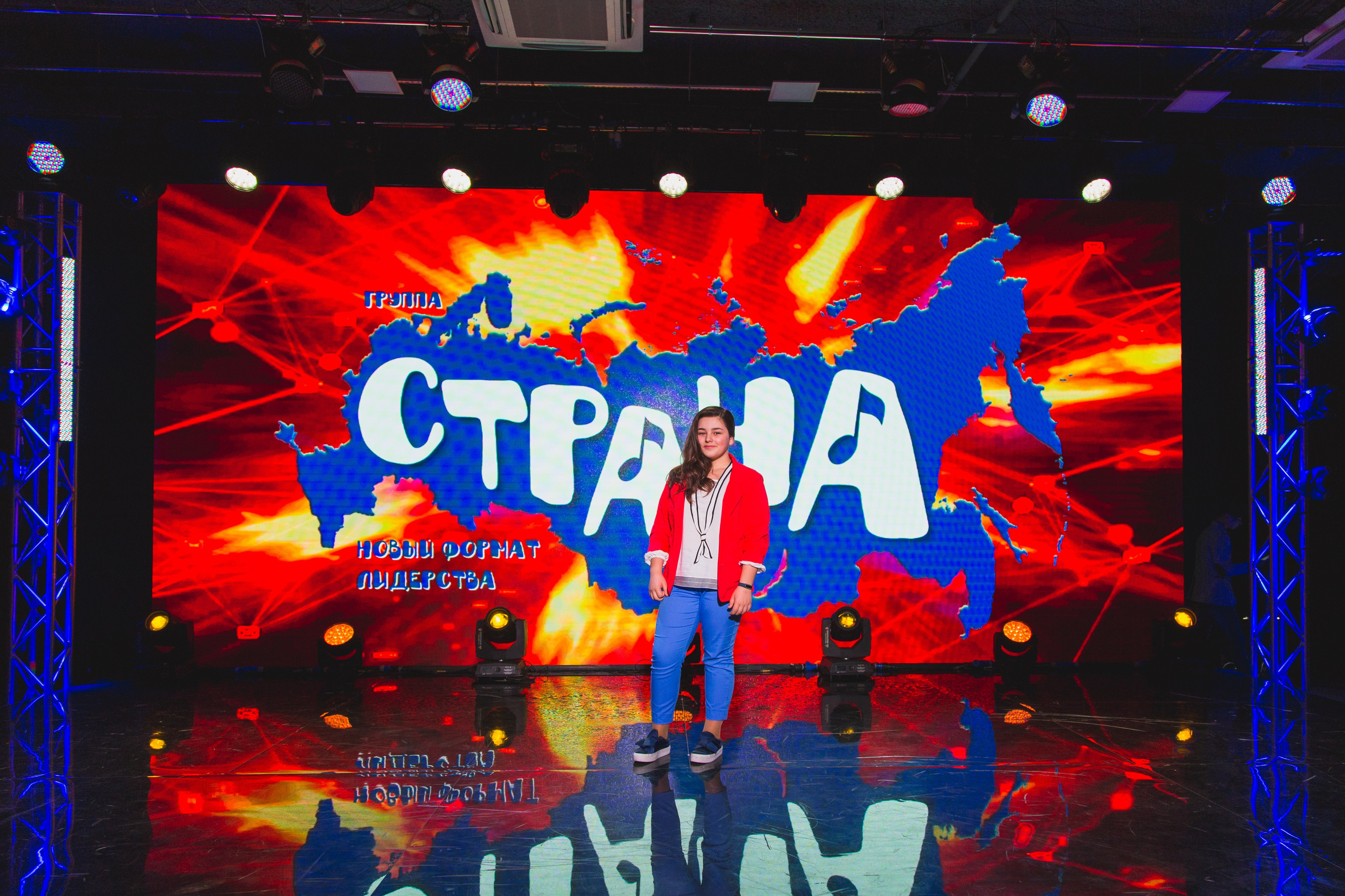 О2ТВ группа СТРАНА. Видеооператор/Фотограф Николай Завьялов