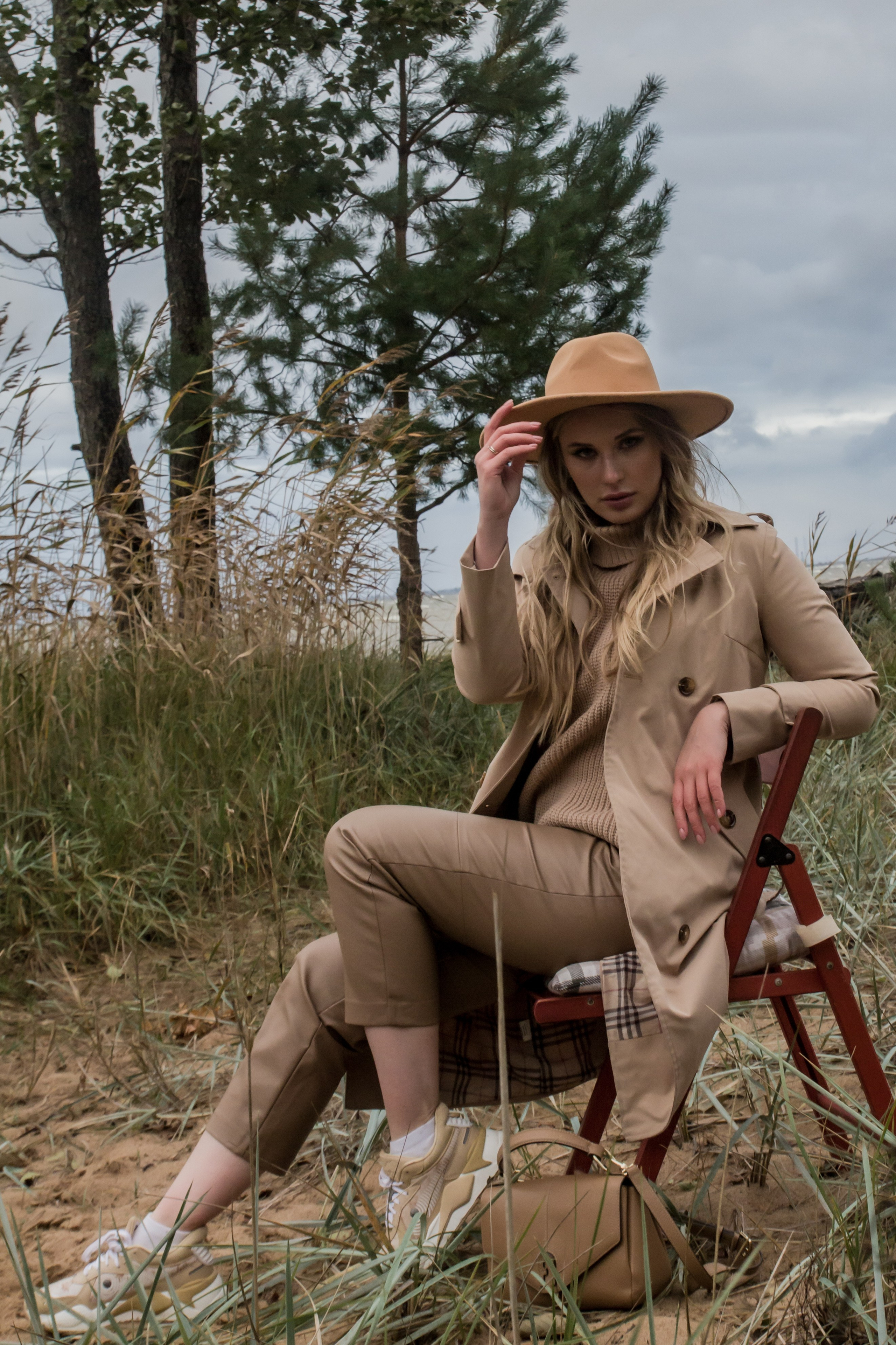 На берегу… С пушистым любимками🐾🐾. Женский портрет и немного больше в Санкт-Петербурге