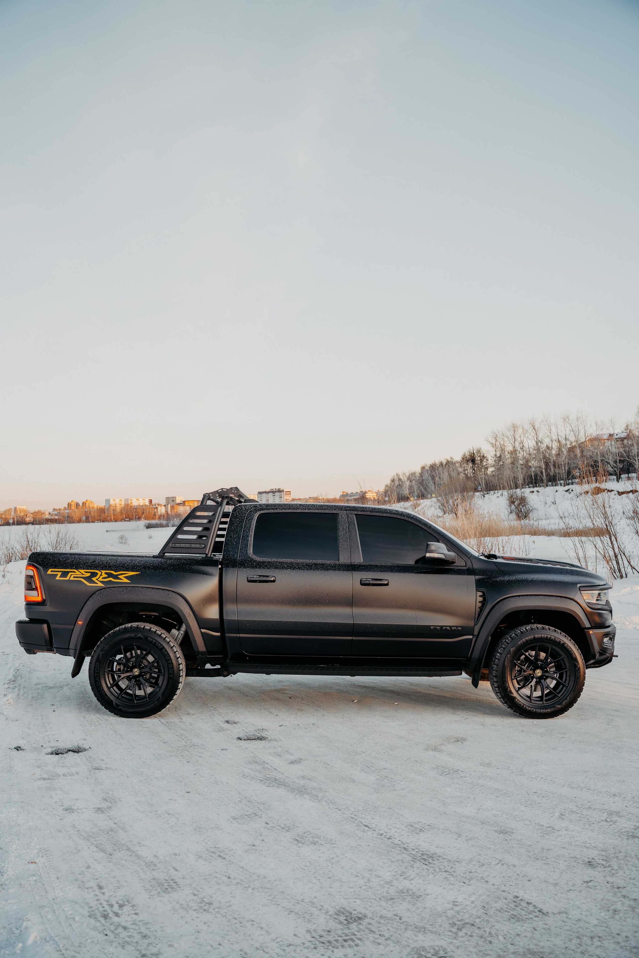 Ram Rebel TRX. Фотограф, видеограф и пилот дрона на Байкале