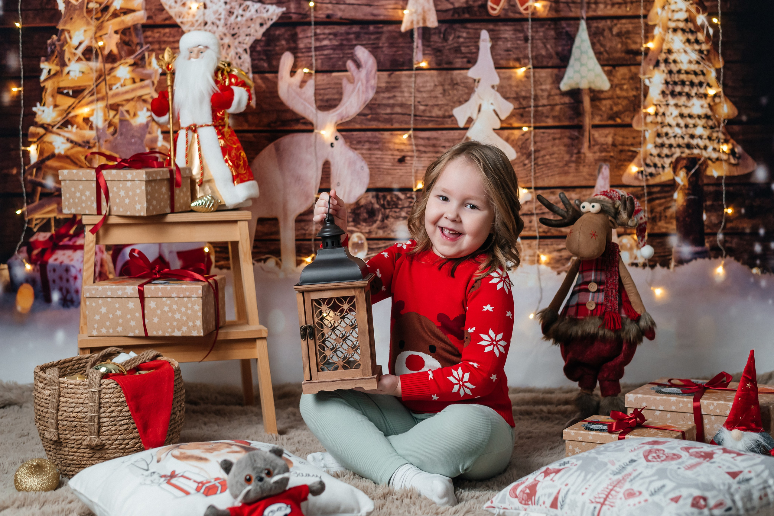 Мини-фотозона новогодняя «На Проспекте». Фотограф Лилия Арсланова Уфа Стерлитамак. Свадебные и семейные фотосесссии