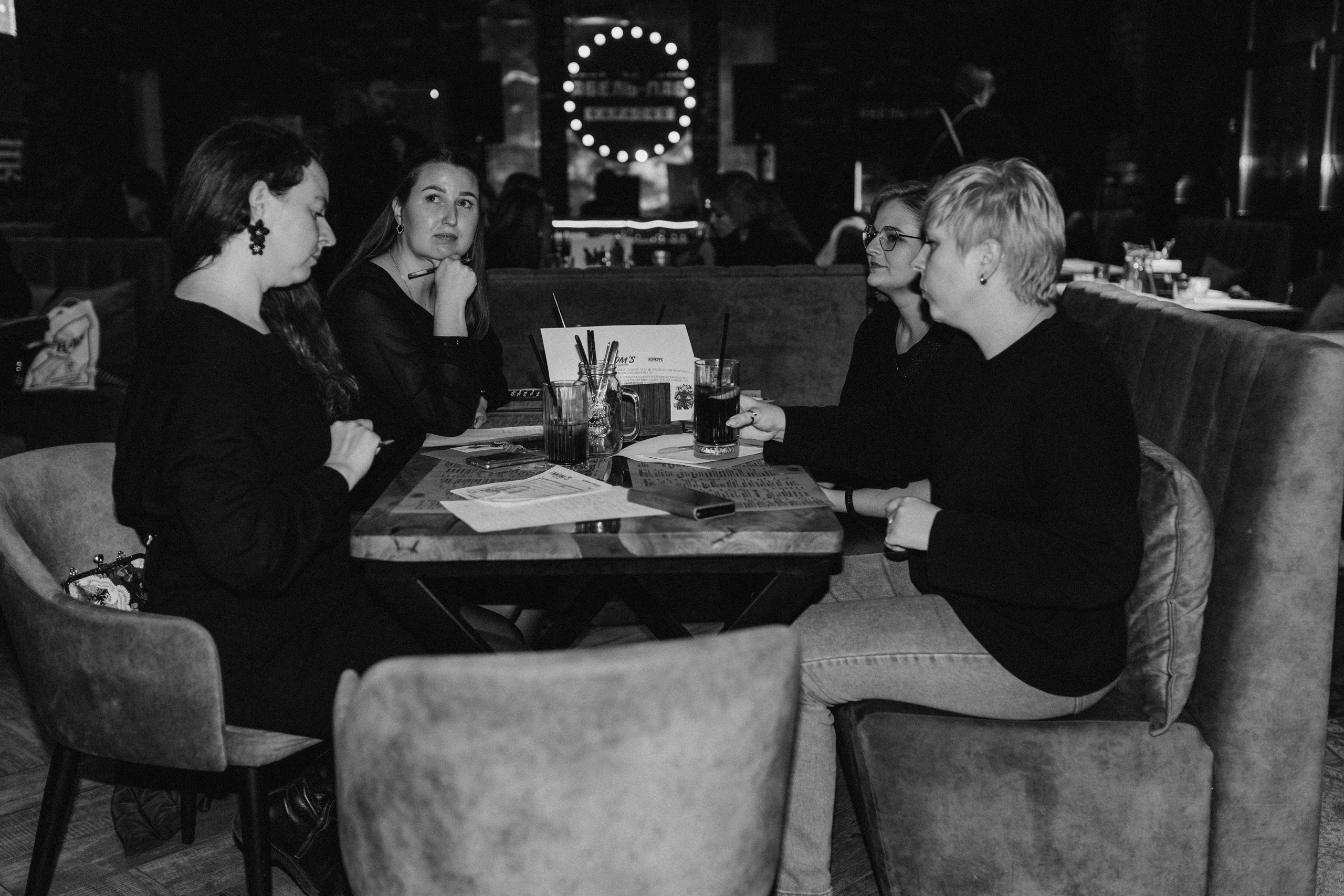 Квиз I MOM'S. Свадебный фотограф. Москва и Московская Область