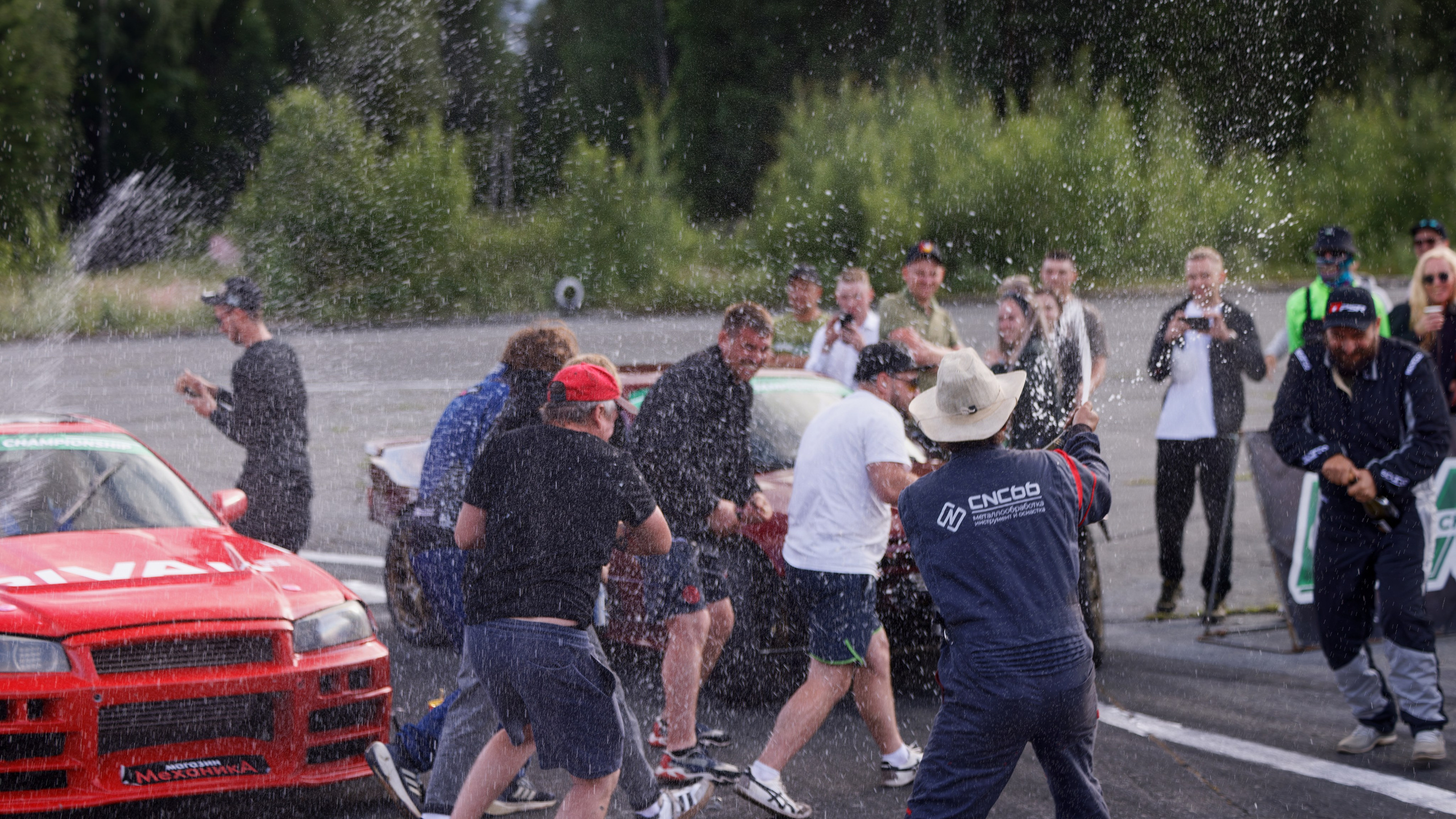 DWC. N.Tagil, 6.07. IN STREET WE TRUST