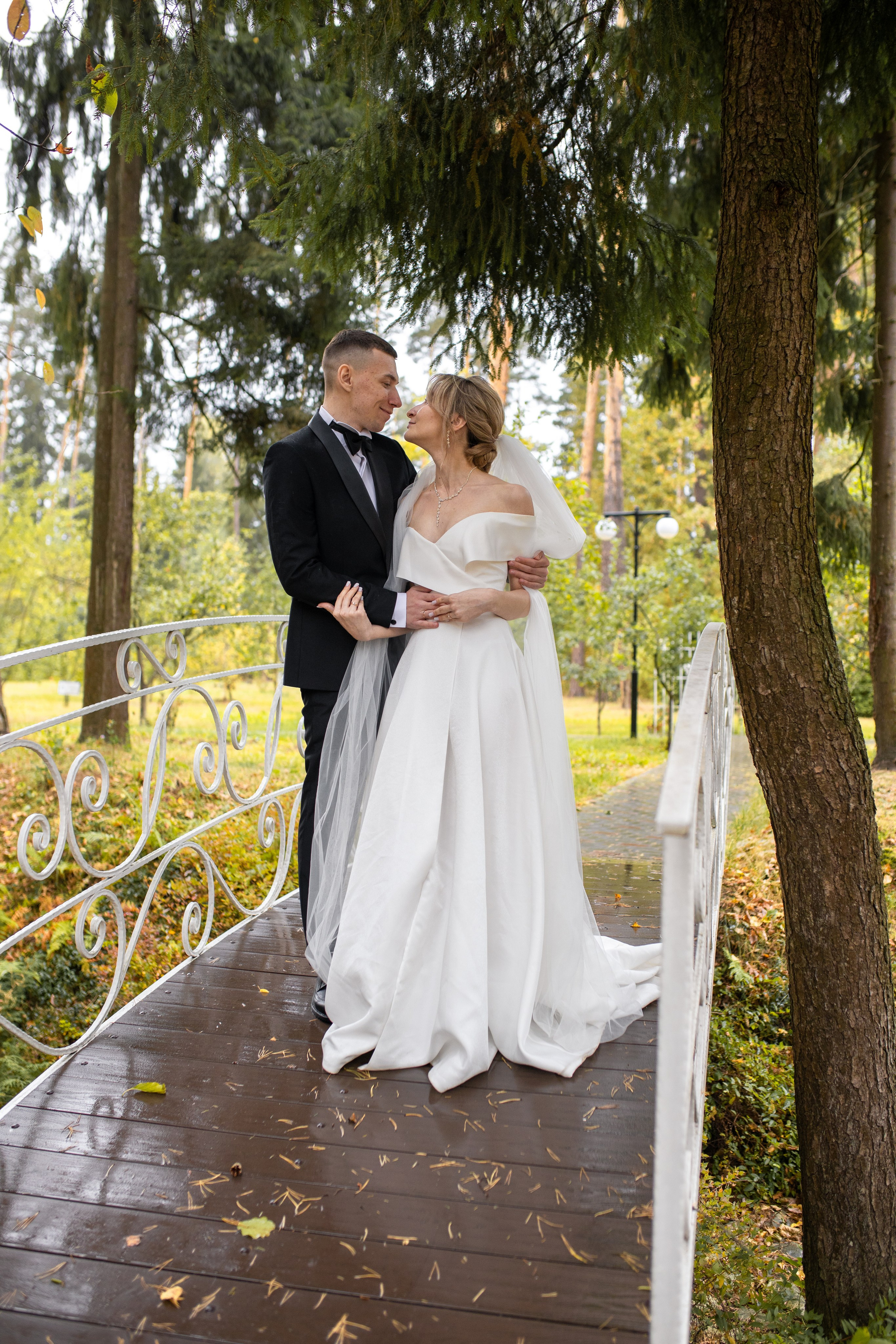 Свадебная фотосессия в отеле Ареал. Фотограф в Железнодорожном и Балашихе