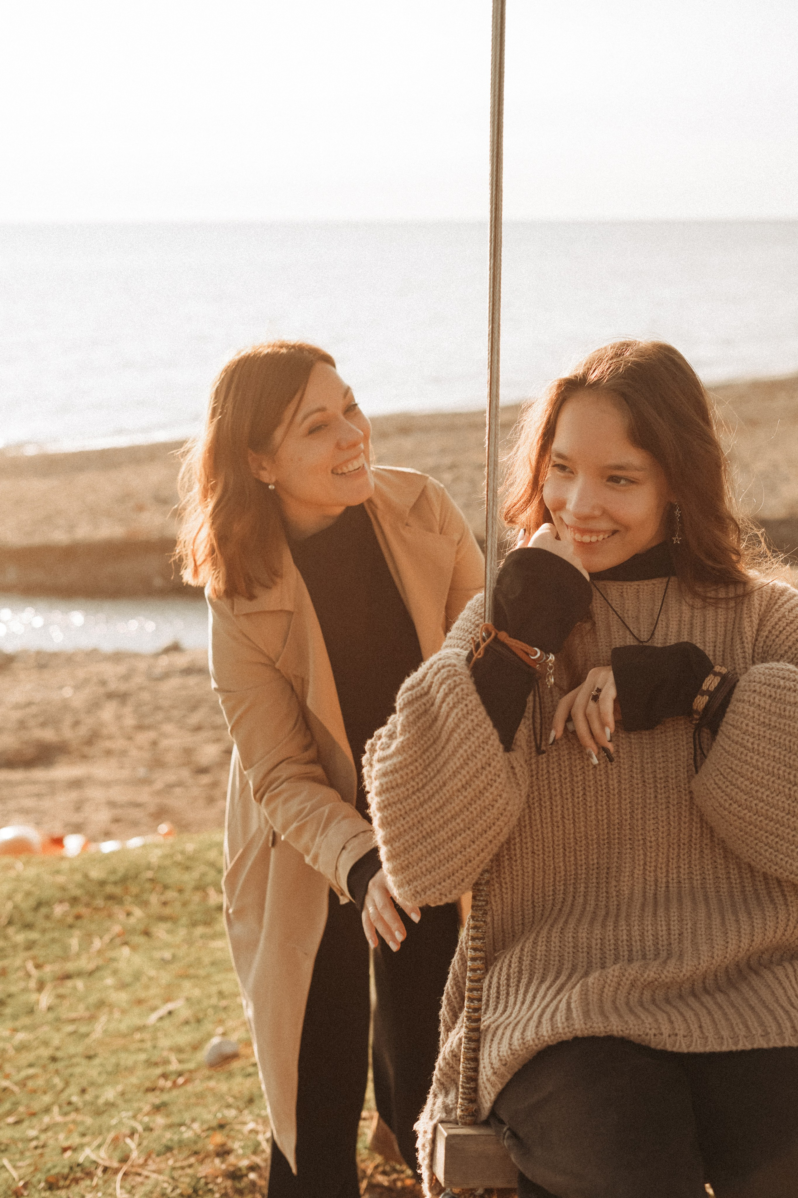 Настя с дочерью Дашей в Мюссере, Абхазия. Фотограф в Сочи и Абхазии | Фототуры | September Air