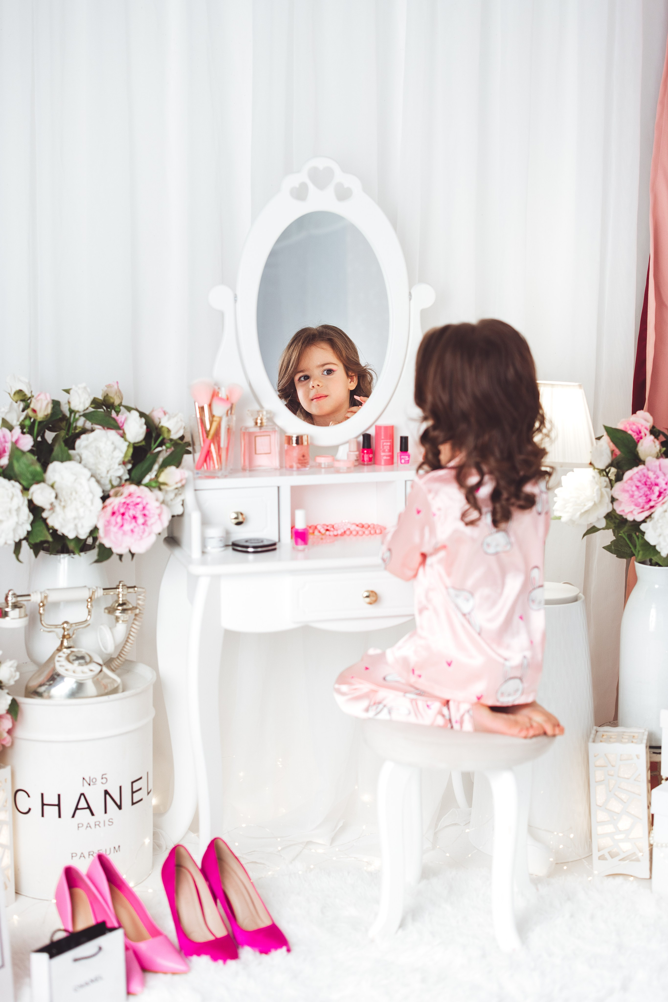 Фотосессия для девочек в стиле «Шанель». Семейный и детский фотограф в Краснодаре Анна Трашкова