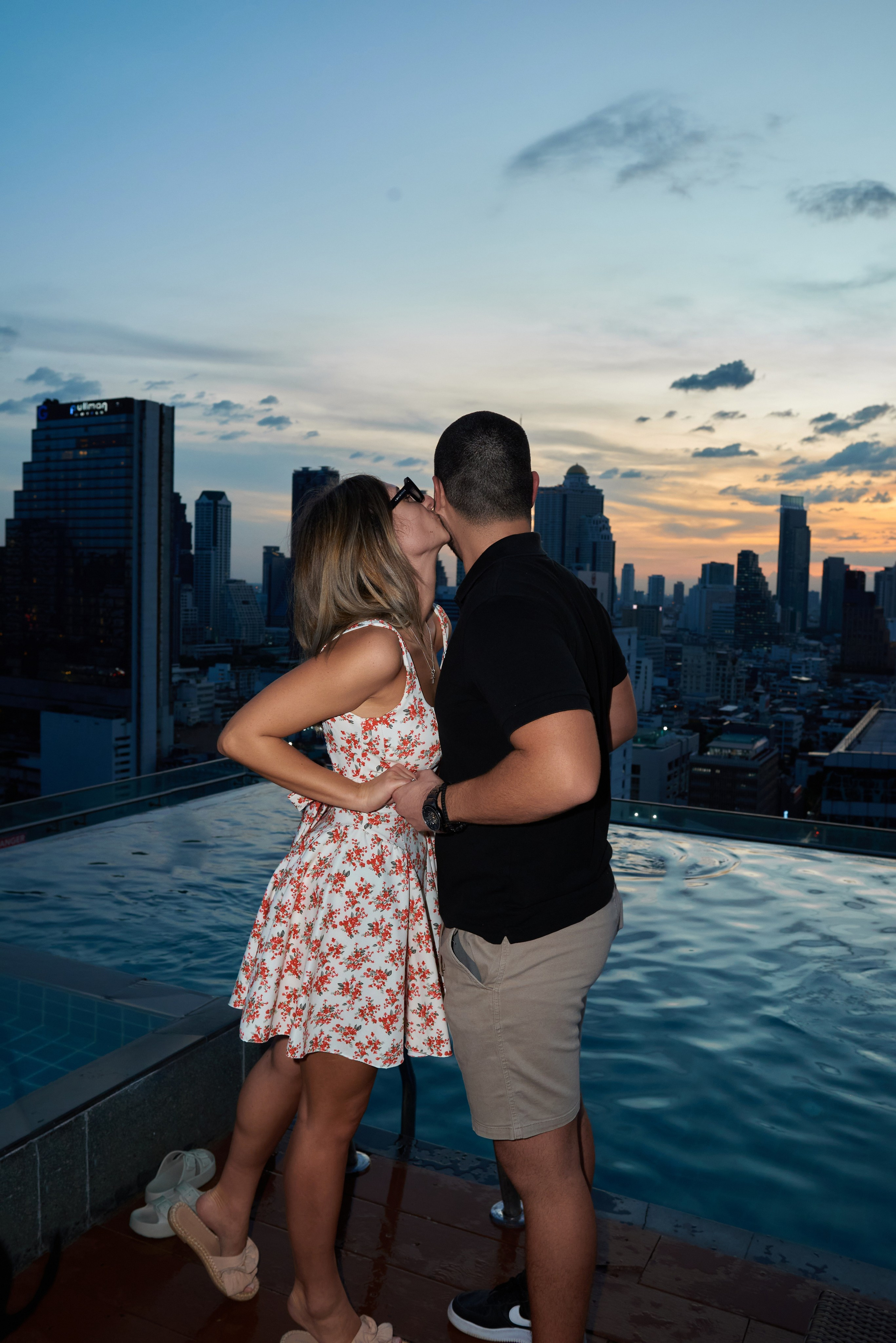 Love in the big city. Photographer Bangkok — Pattaya | фотограф Бангкок — Паттайа