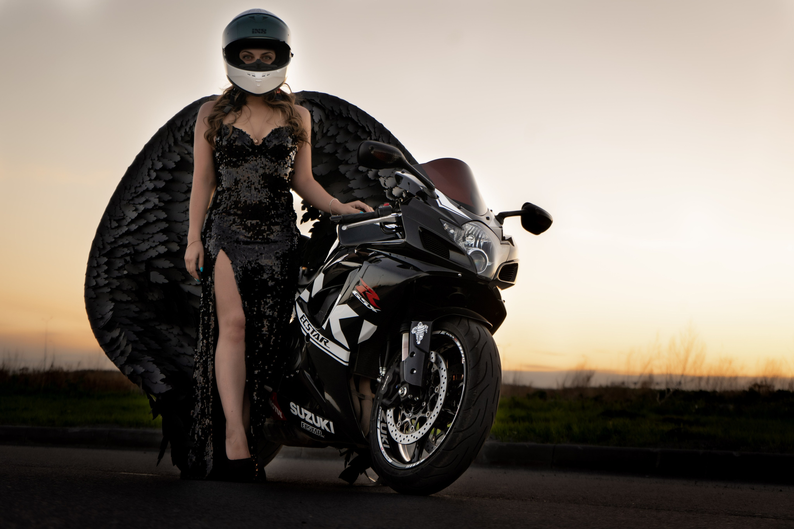 Фотосессия влюбленные на мото. Фотограф Екатеринбург Кокшарова Александра