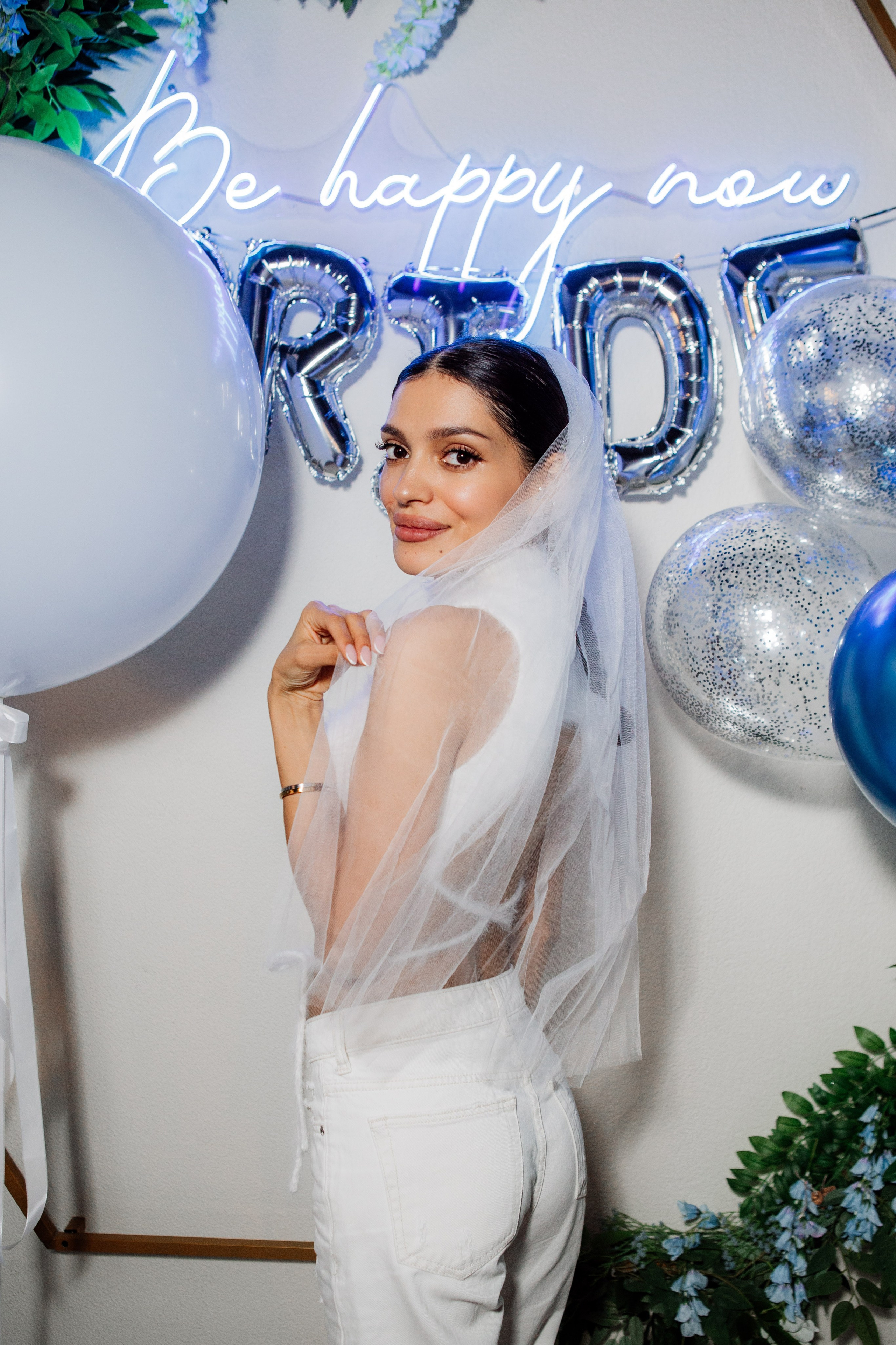 ДЕВИЧНИКИ. Репортажный фотограф Москва (детские праздники, квизы, концерты, дни рождения, свадьбы)