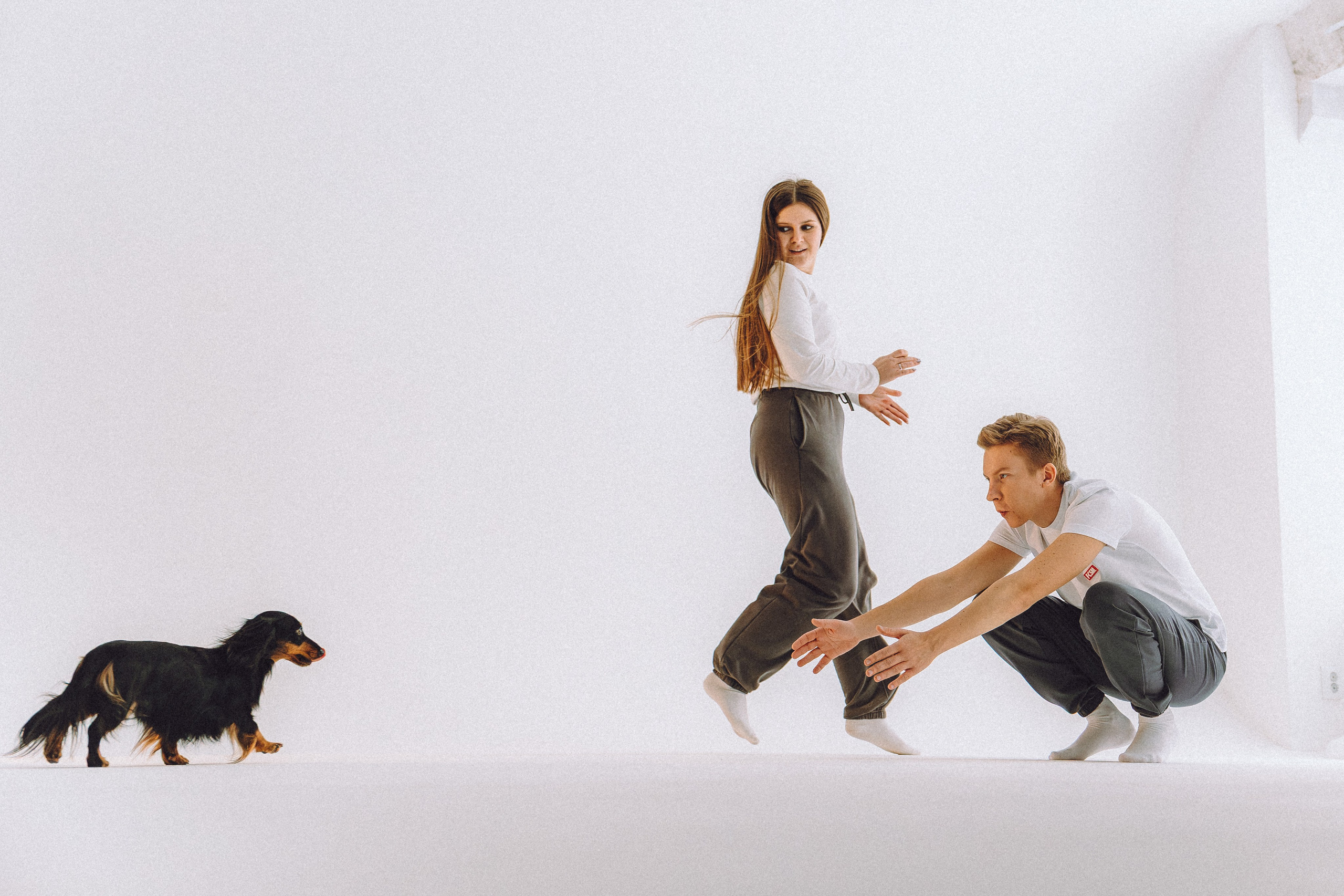 Натали, Свят и Эни