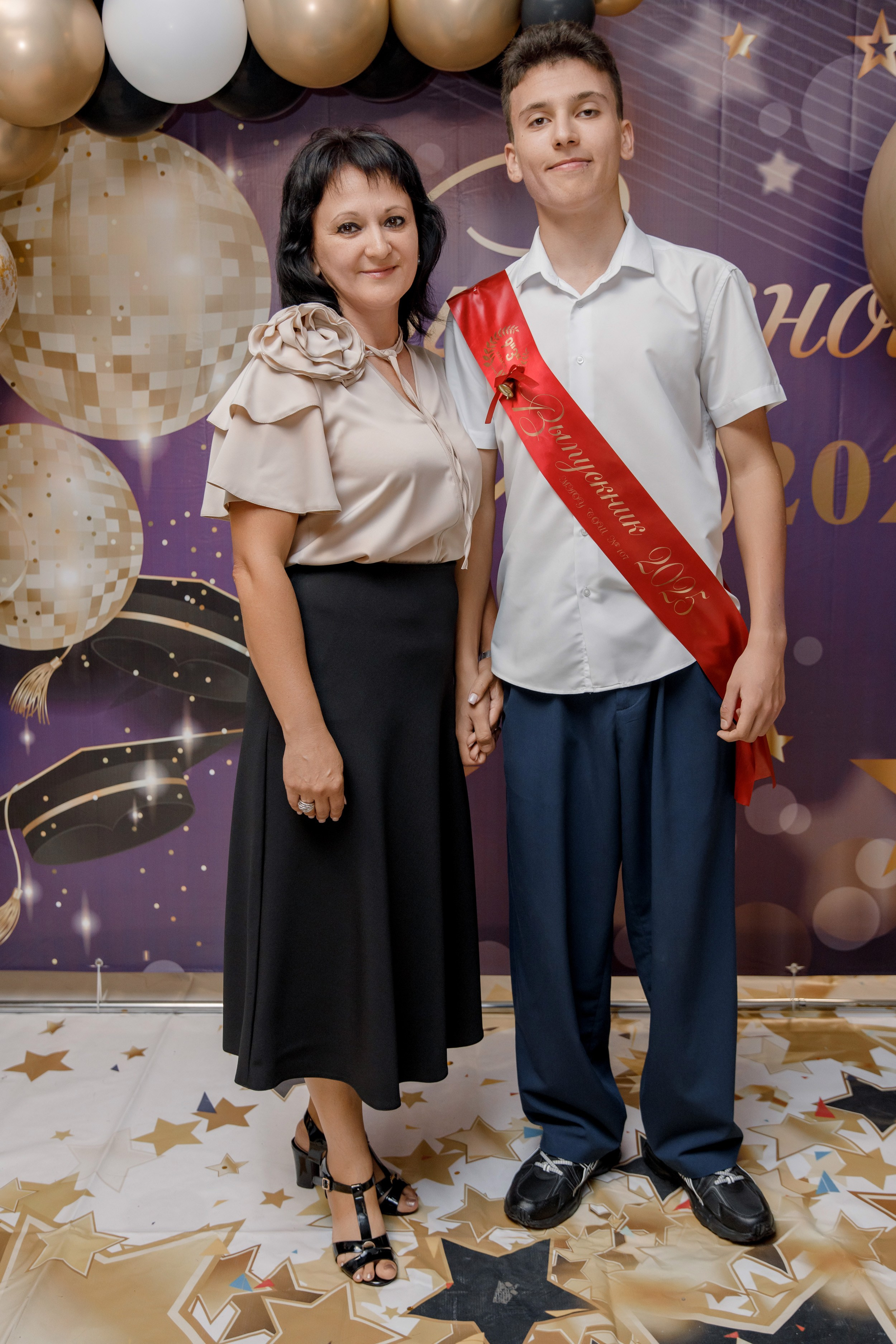 Выпускной школа 107 г Краснодар. Выпускные альбомы в Краснодарском крае