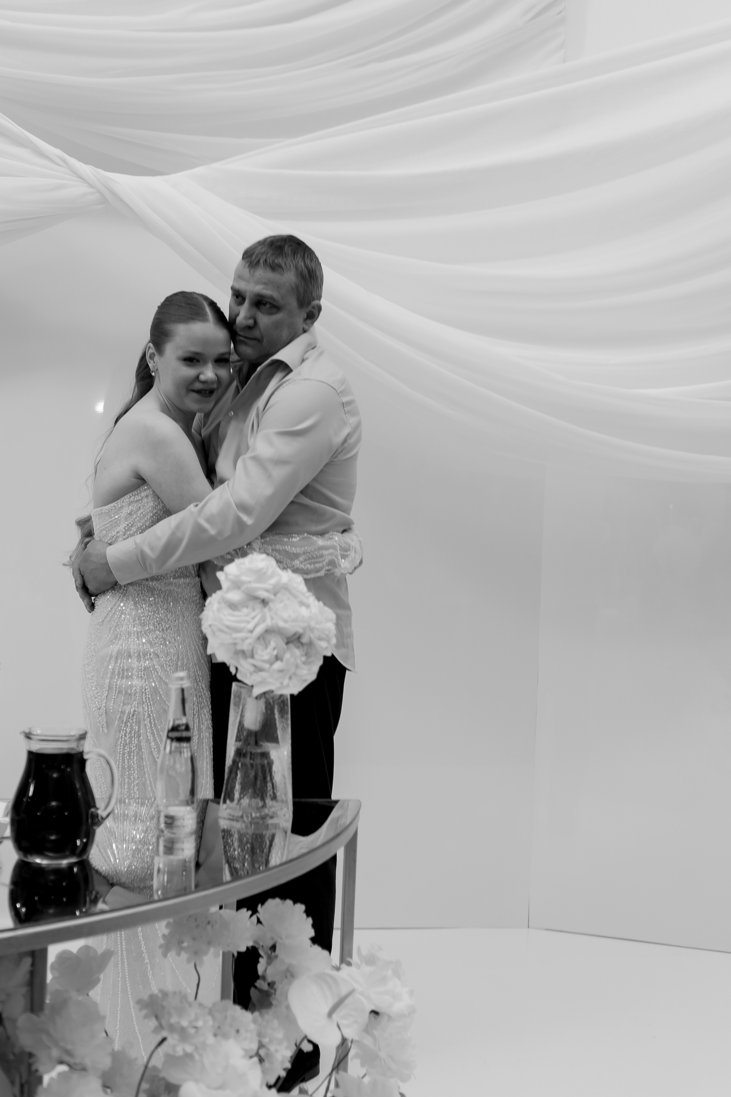 ТАНЕЦ С ПАПОЙ СВАДЕБНМ БАНКЕТЕ (СНЯТО В СИБИРЕ В НИЖНЕВАРТОВСКЕ). Профессиональный фотограф, Санкт-Петербург — Виктория Богомолова