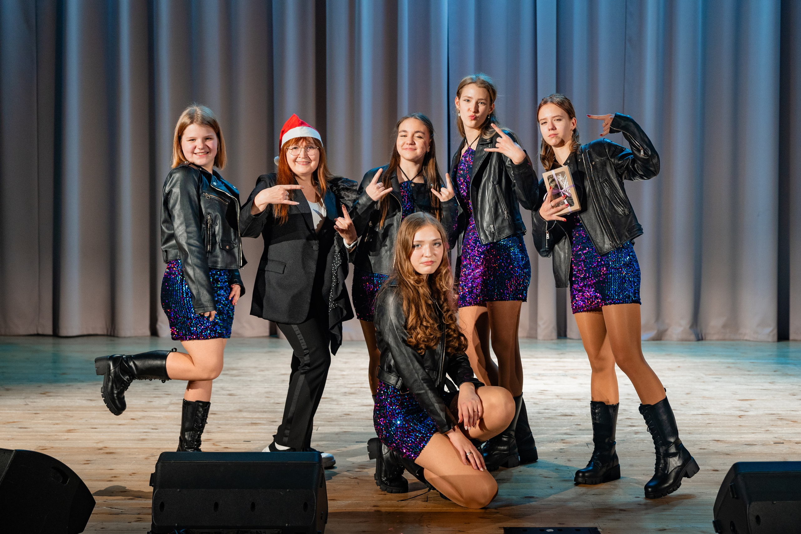 Концерт ДК Буривестник. Фотограф Никита Комаров