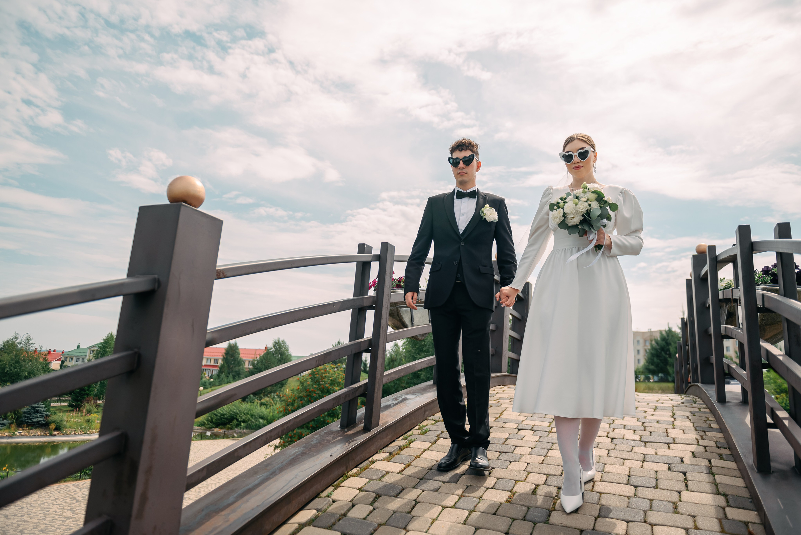 Свадебная фотосессия в парке отдыха «Лесная сказка» Лесная Поляна г. Кемерово