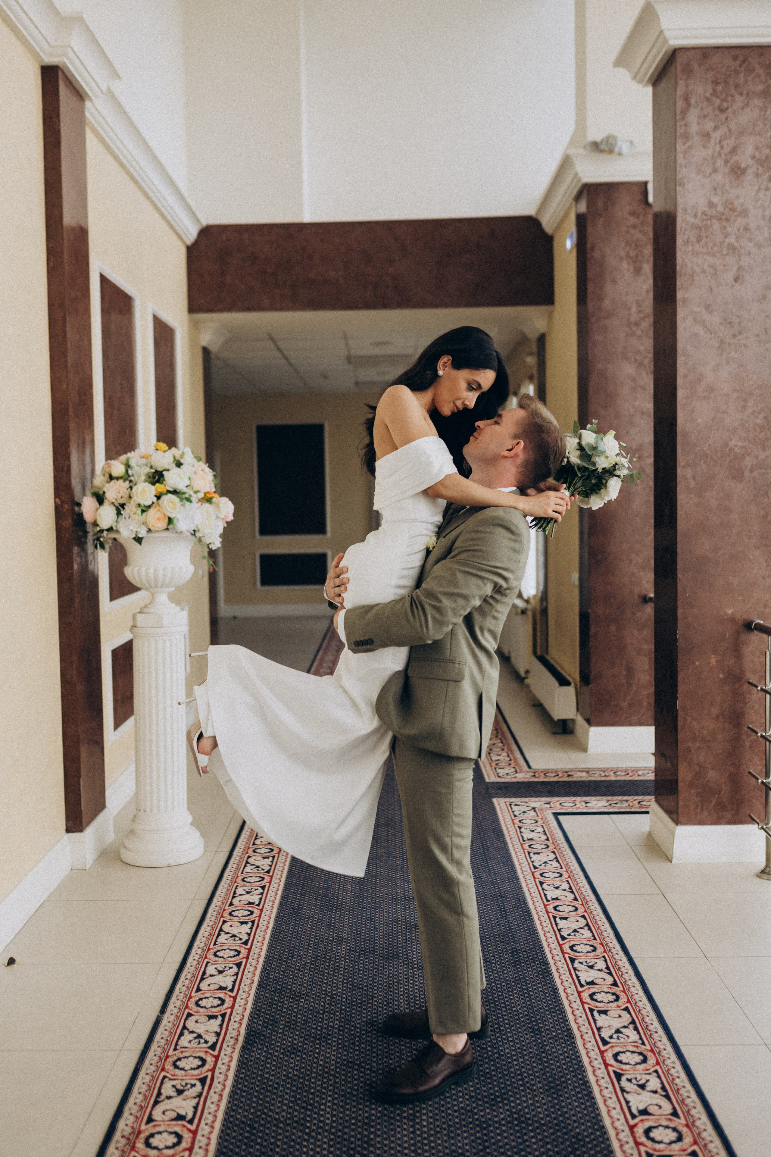 Сергей и Эльнара | Загс Калининского района. Свадебный и love story фотограф в Санкт-Петербурге