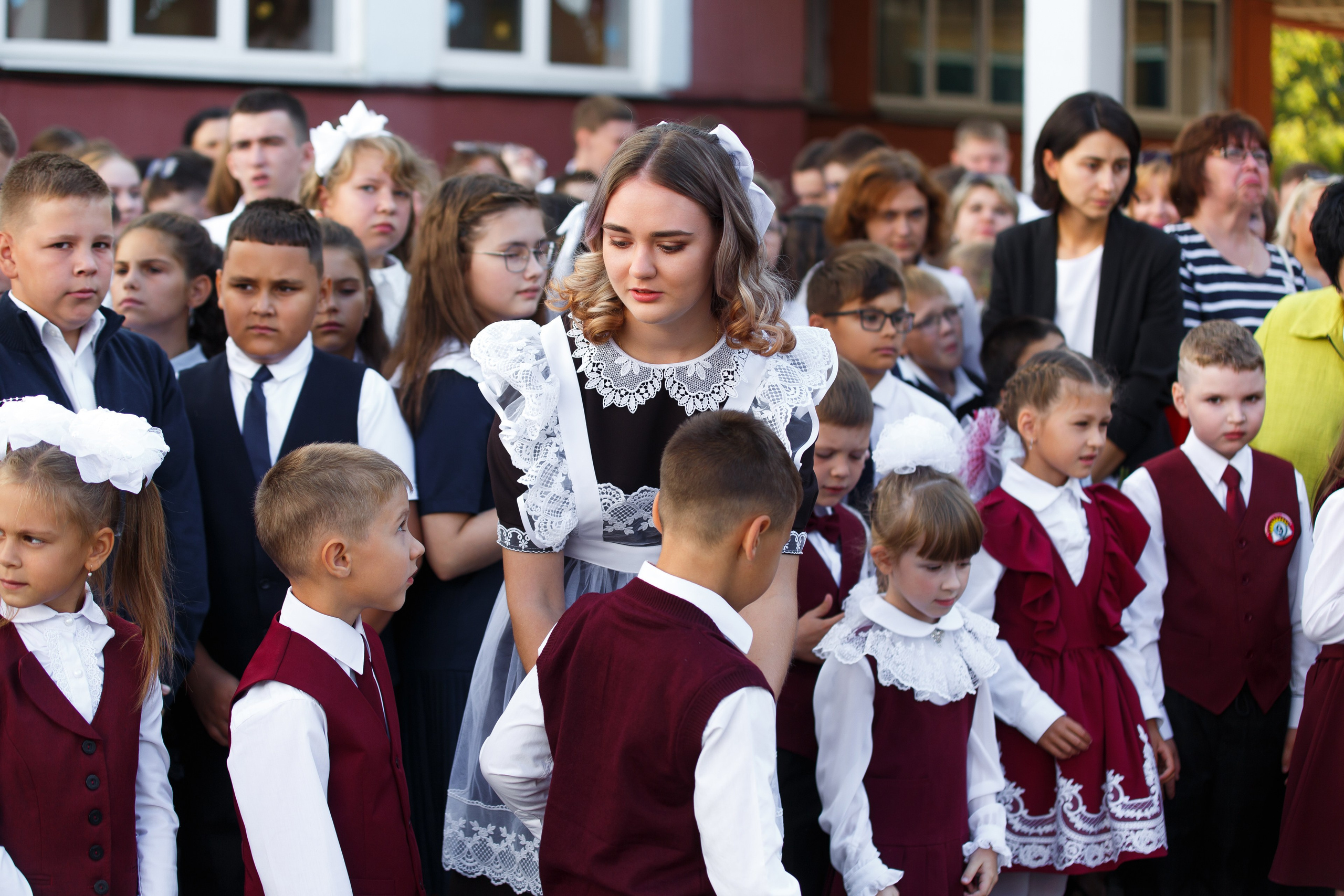 01 СЕНТЯБРЯ 2024 (МБОУ г. Мценска «Средняя школа № 9»). Профессиональный фотограф в Мценске и Орловской области