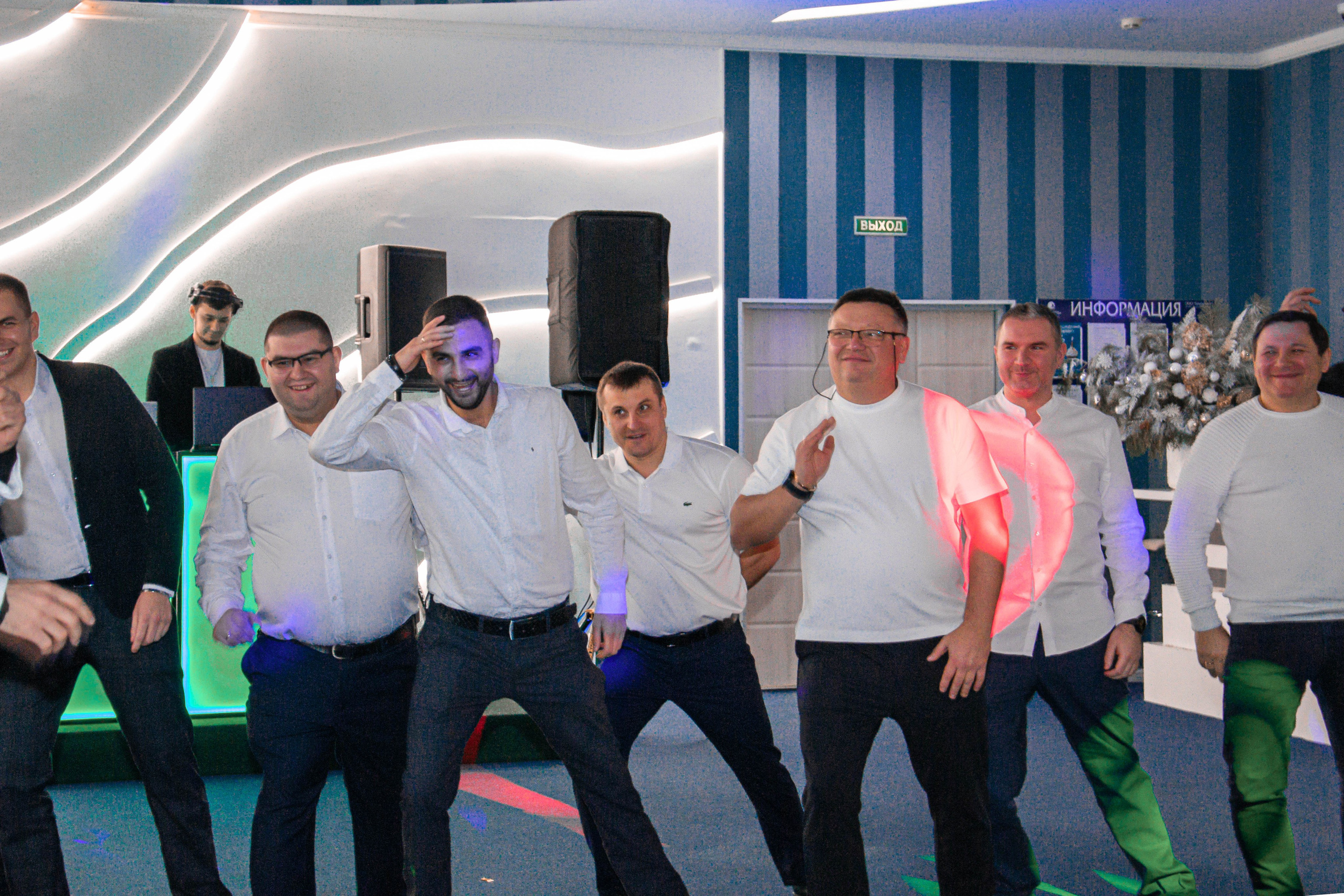 Корпоратив. Женский фотограф в Людиново и Киров