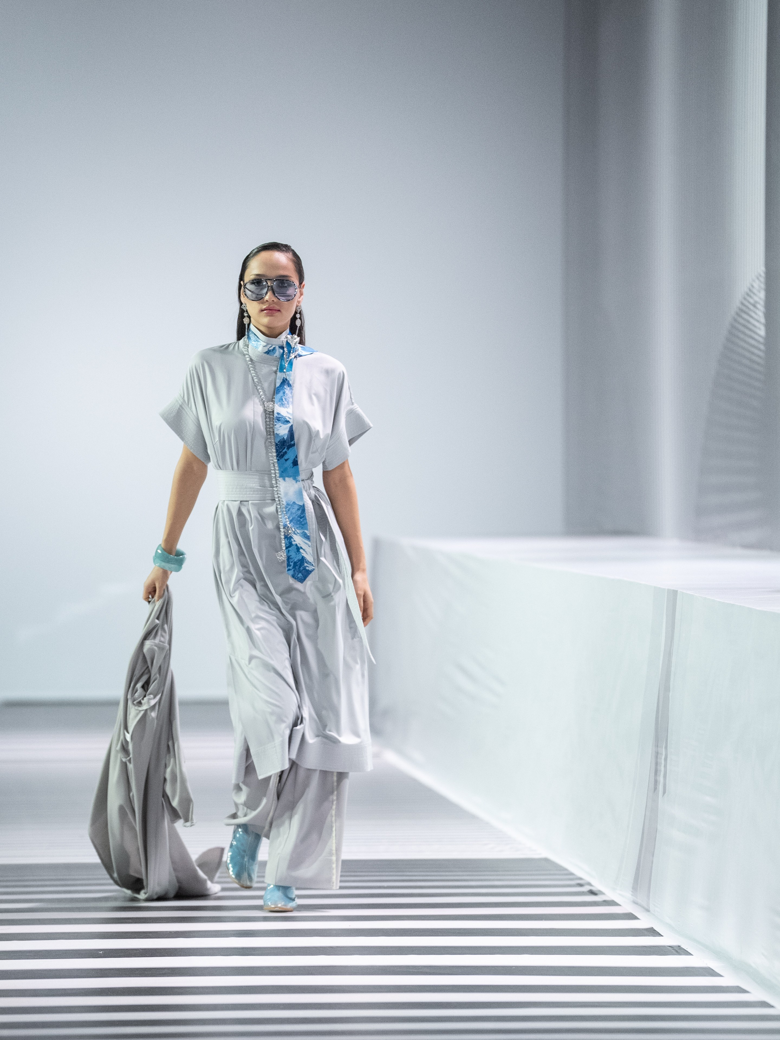 Brand Shakerbay. Сайт Алматинского НЮ АРТ, будуар и фэшн фотографа Дениса Карпенко