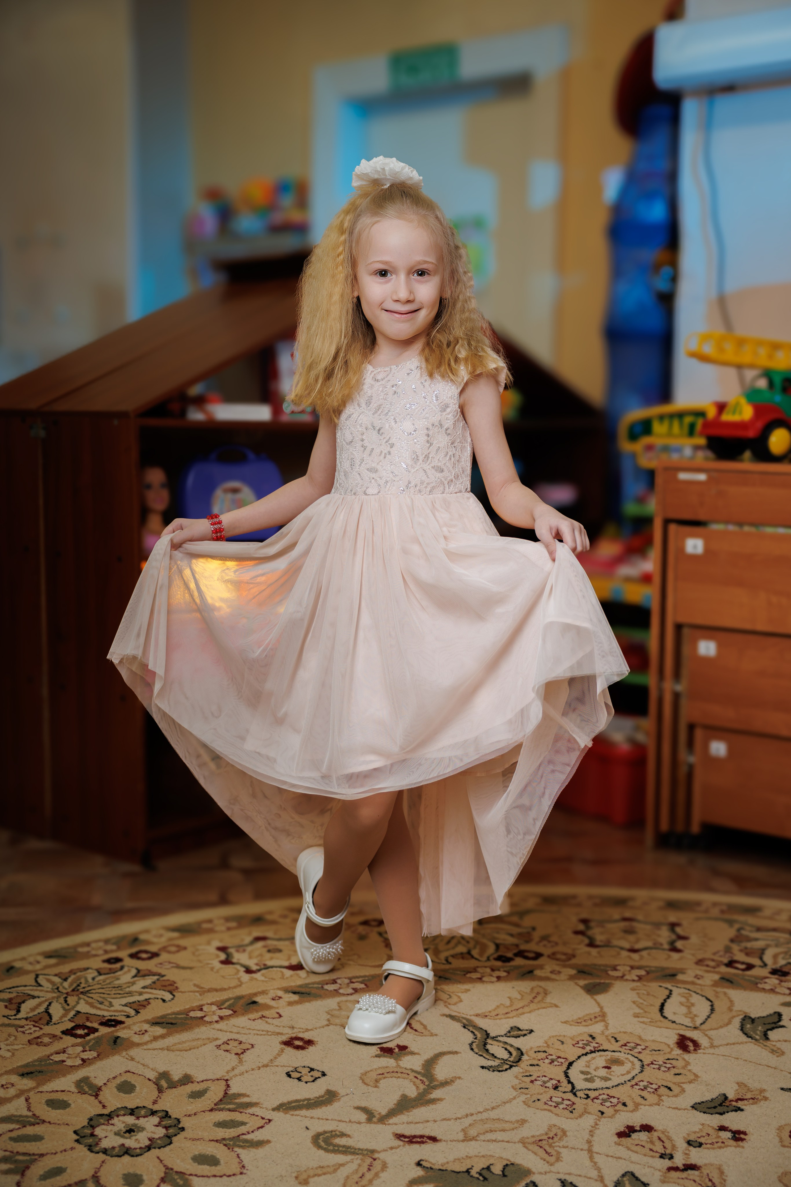 Классические портреты. Классные выпускные альбомы в Орле и Орловской области. Фотограф на выпускной