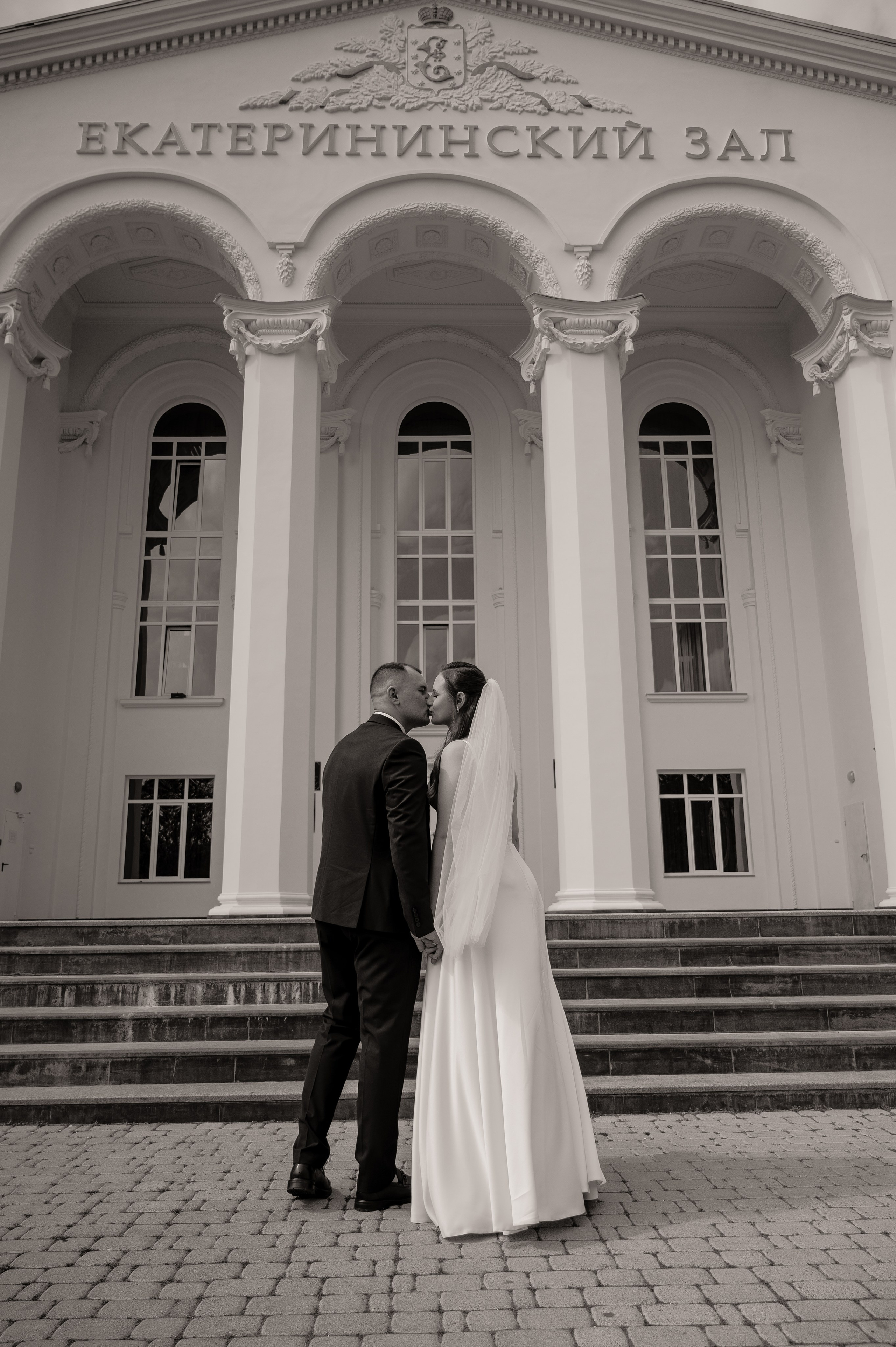 Загс (студия и прогулка). Свадебный и семейный фотограф в Краснодаре Алина Мельник