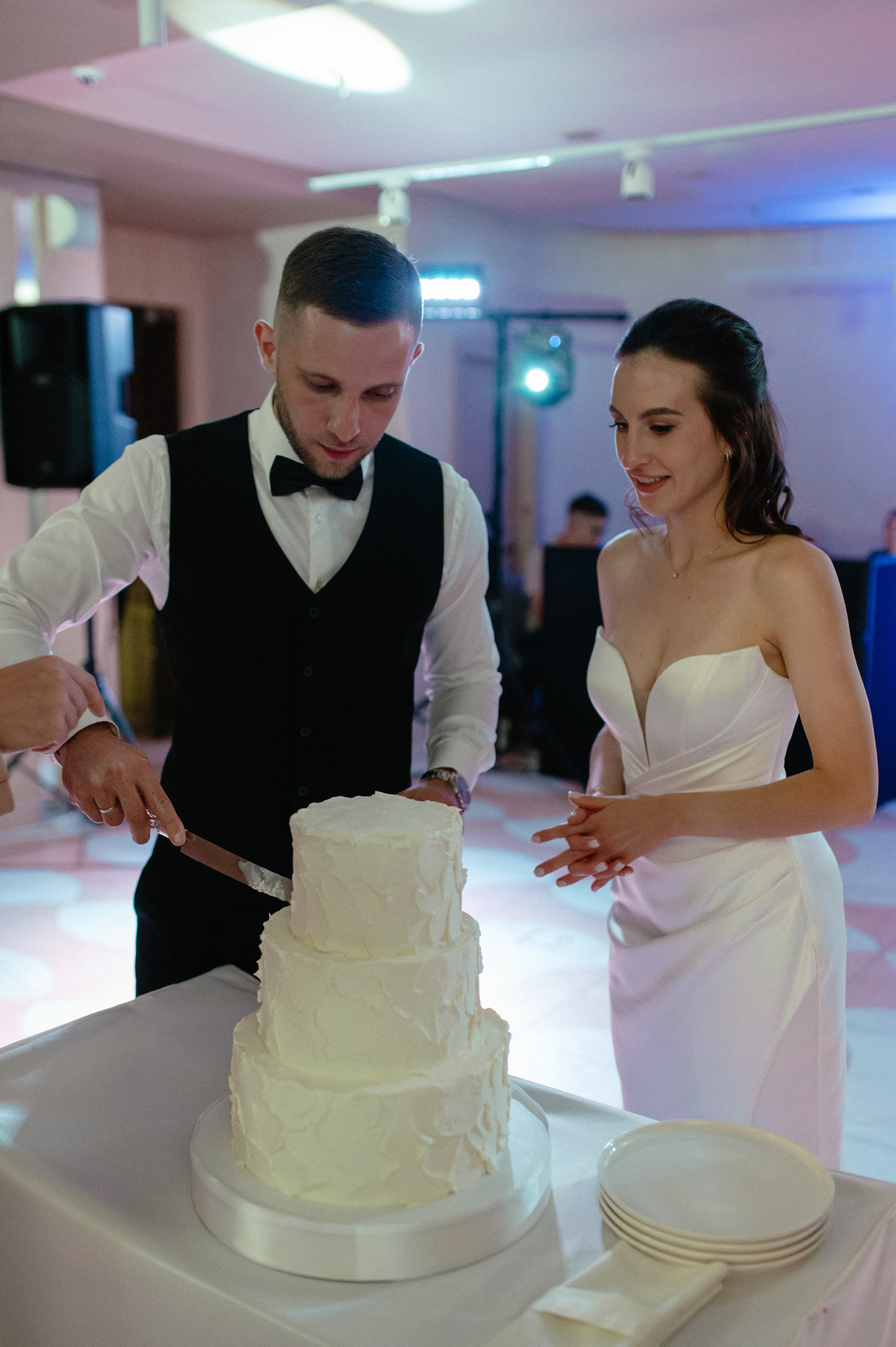 03.08.2024. RETOUCH-HOUSE