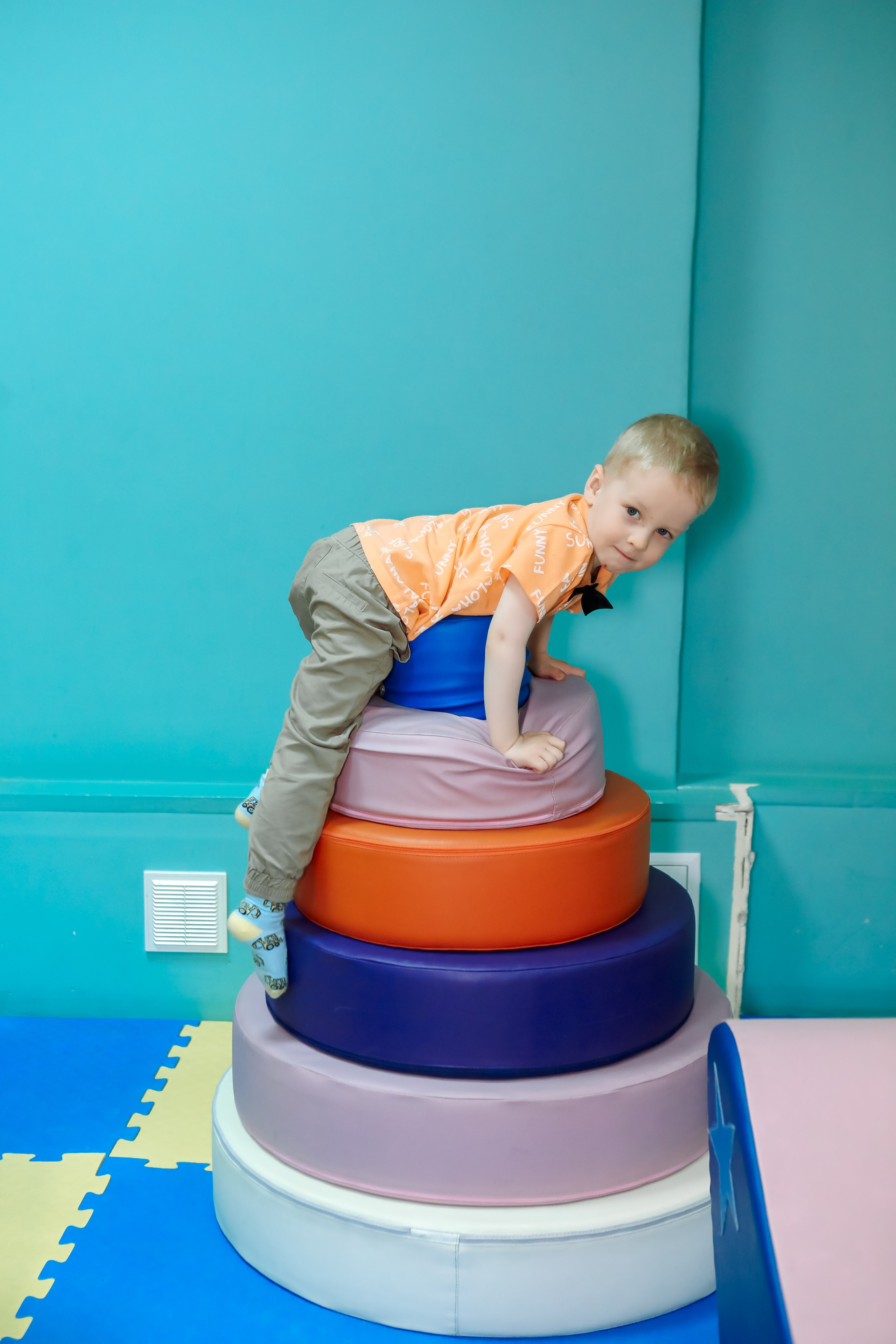 Лео и Тиг в гости приходили. Семейный и свадебный фотограф во Владивостоке Аня Смецкая