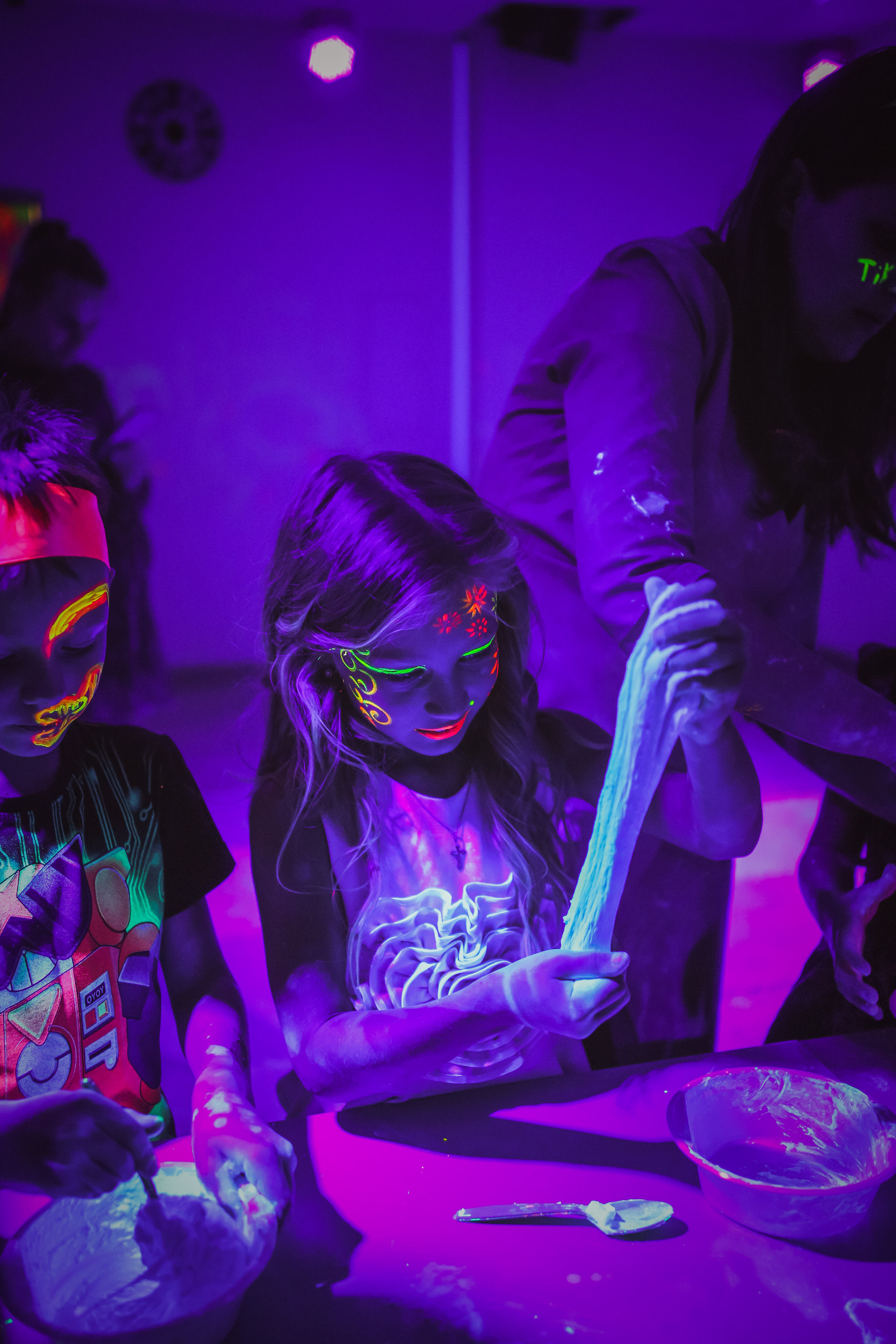 Неоновое день рождение Ульяны. Семейный и свадебный фотограф во Владивостоке Аня Смецкая