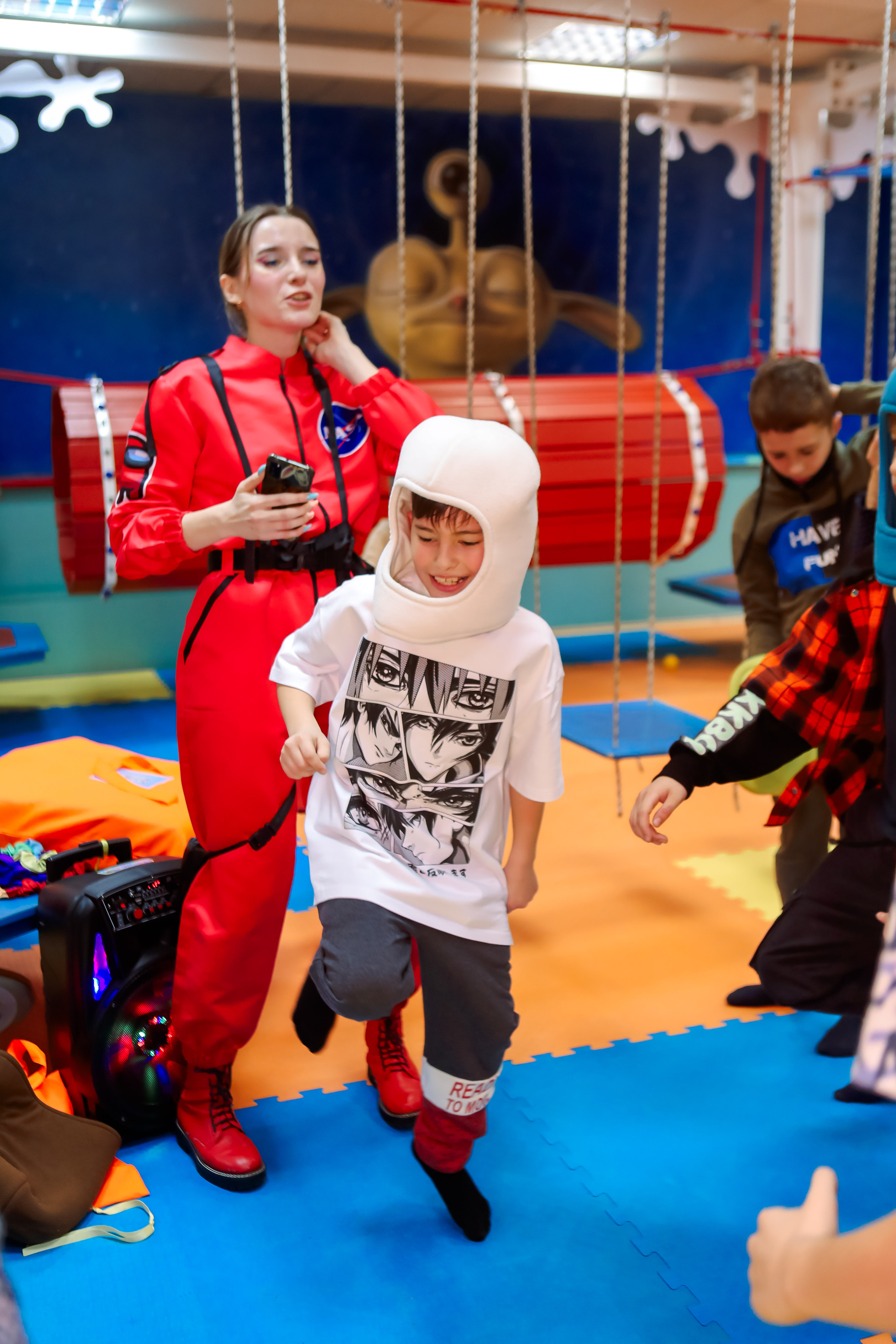 Вечеринка в стиле Among Us. Семейный и свадебный фотограф во Владивостоке Аня Смецкая