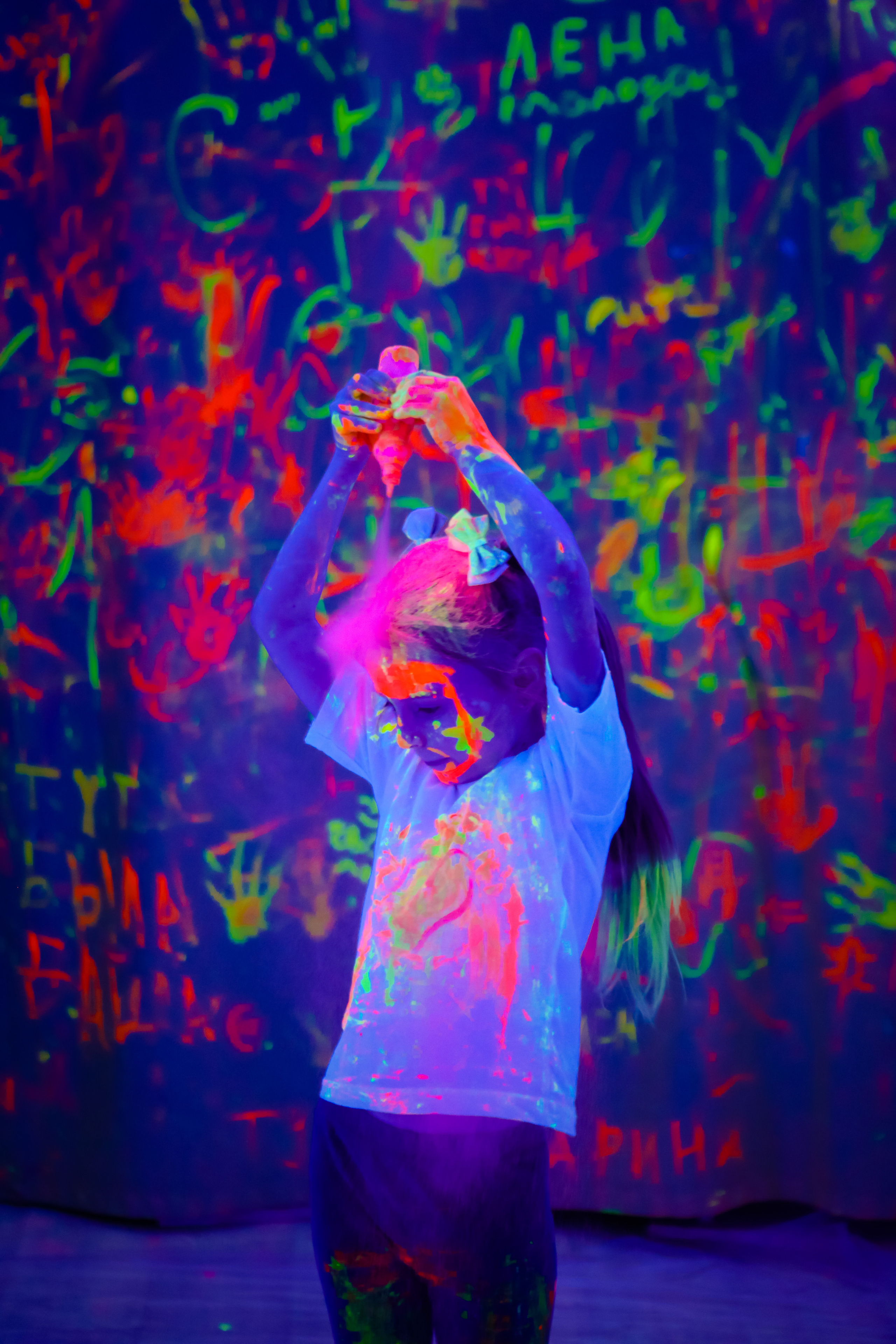 Алиса в Неоне. Семейный и свадебный фотограф во Владивостоке Аня Смецкая