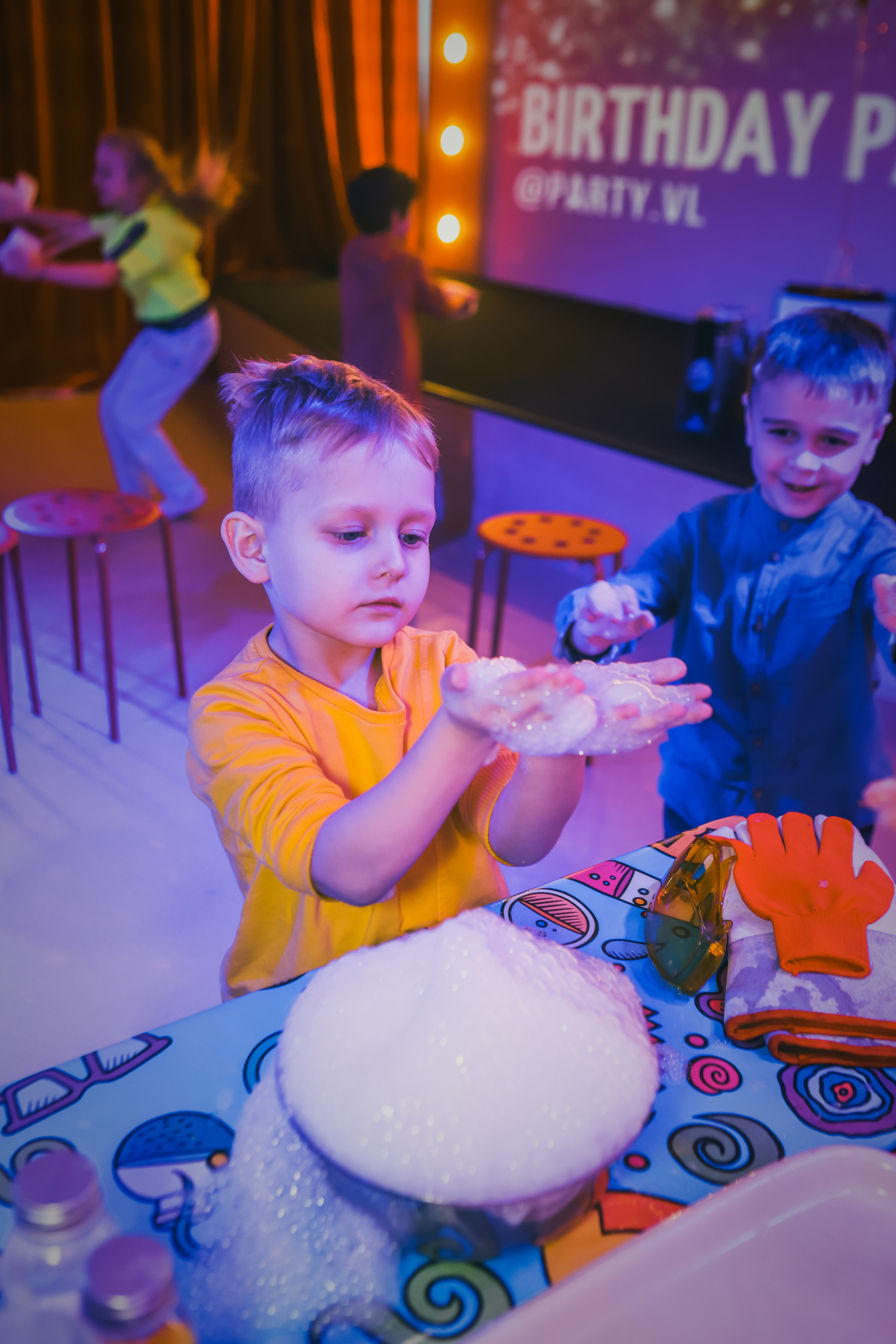 Химический праздник Руслана. Семейный и свадебный фотограф во Владивостоке Аня Смецкая