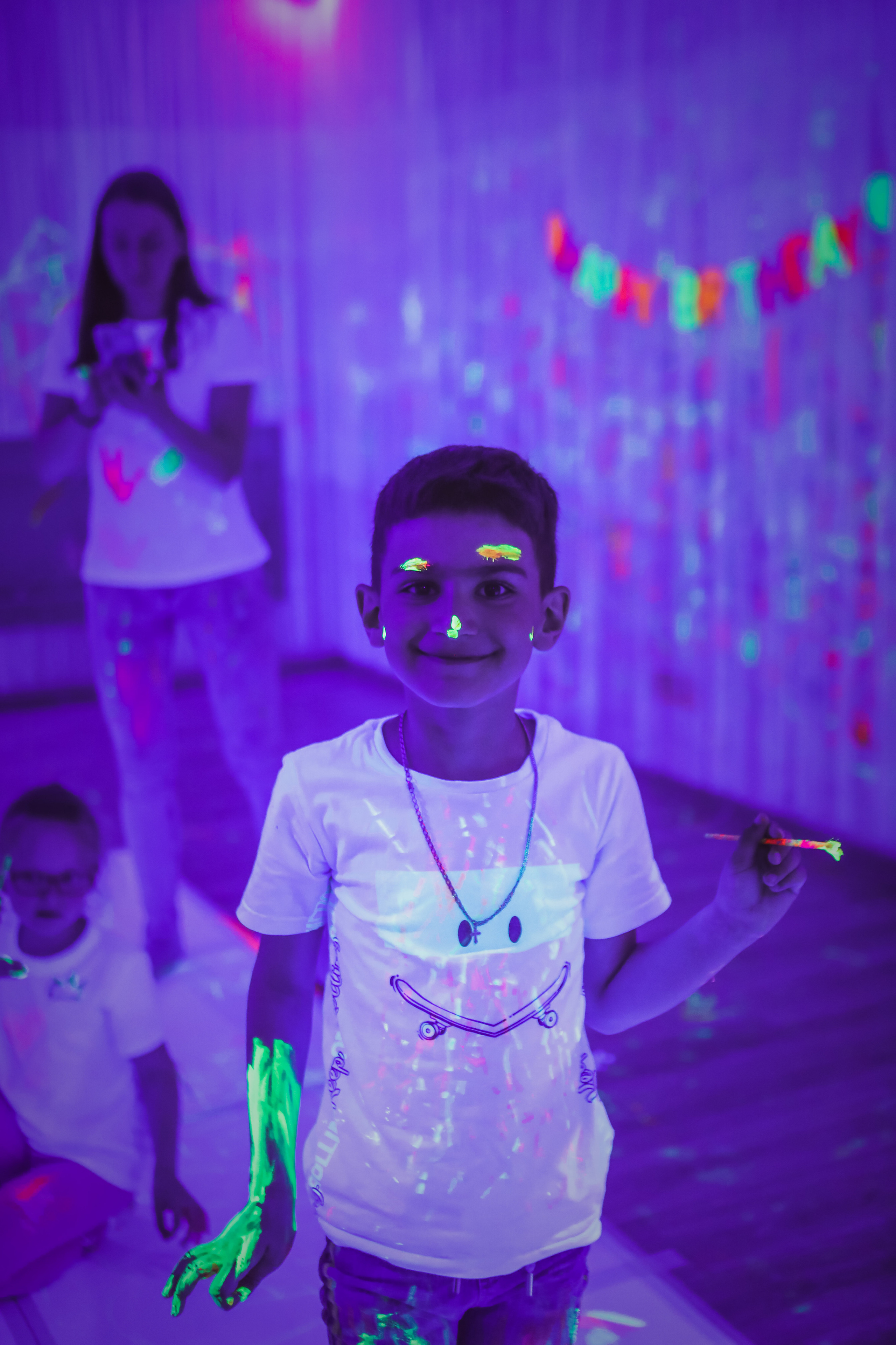 Полина В НЕОНЕ. Семейный и свадебный фотограф во Владивостоке Аня Смецкая