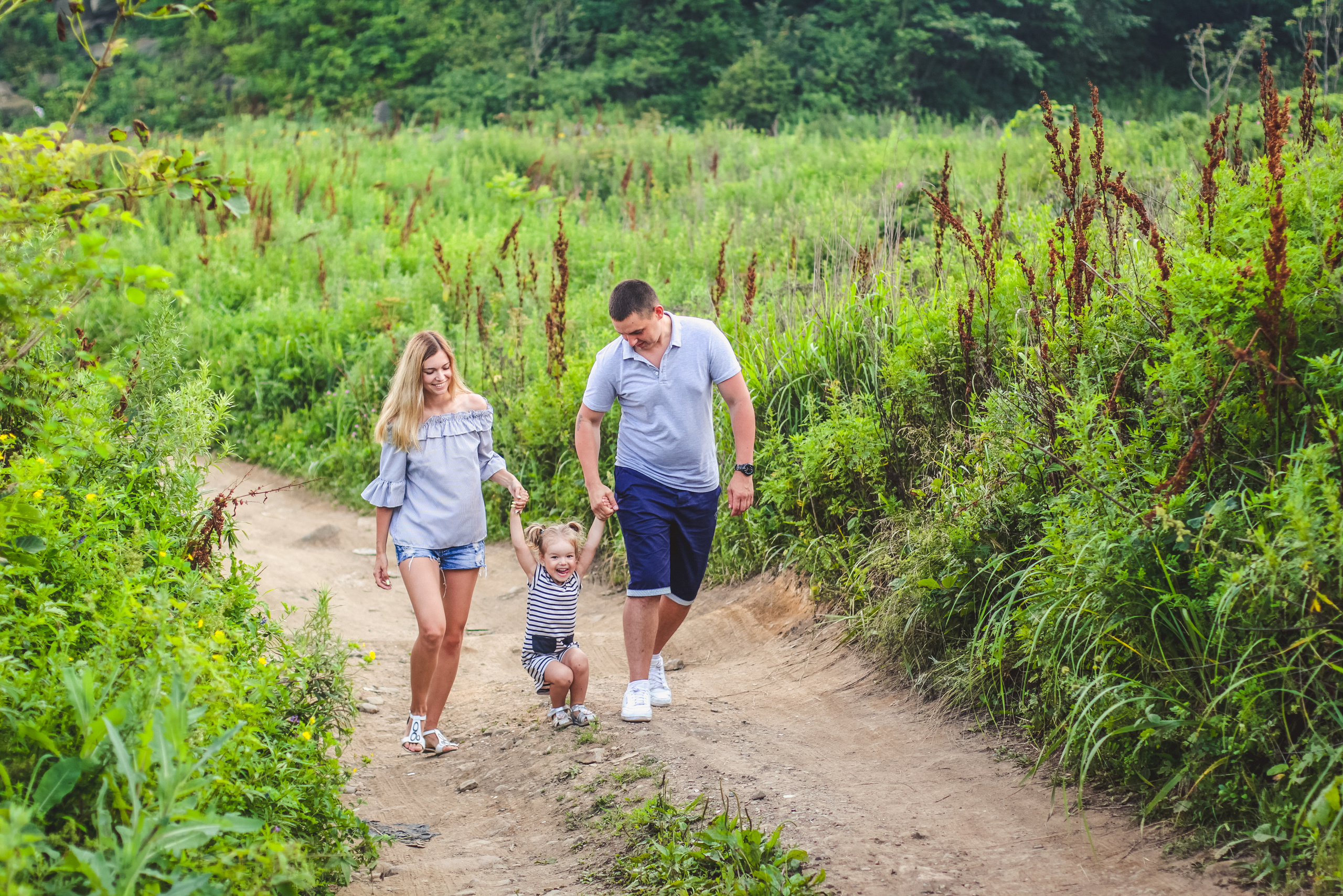 Алёна, Кирилл и Ева. Семейный и свадебный фотограф во Владивостоке Аня Смецкая
