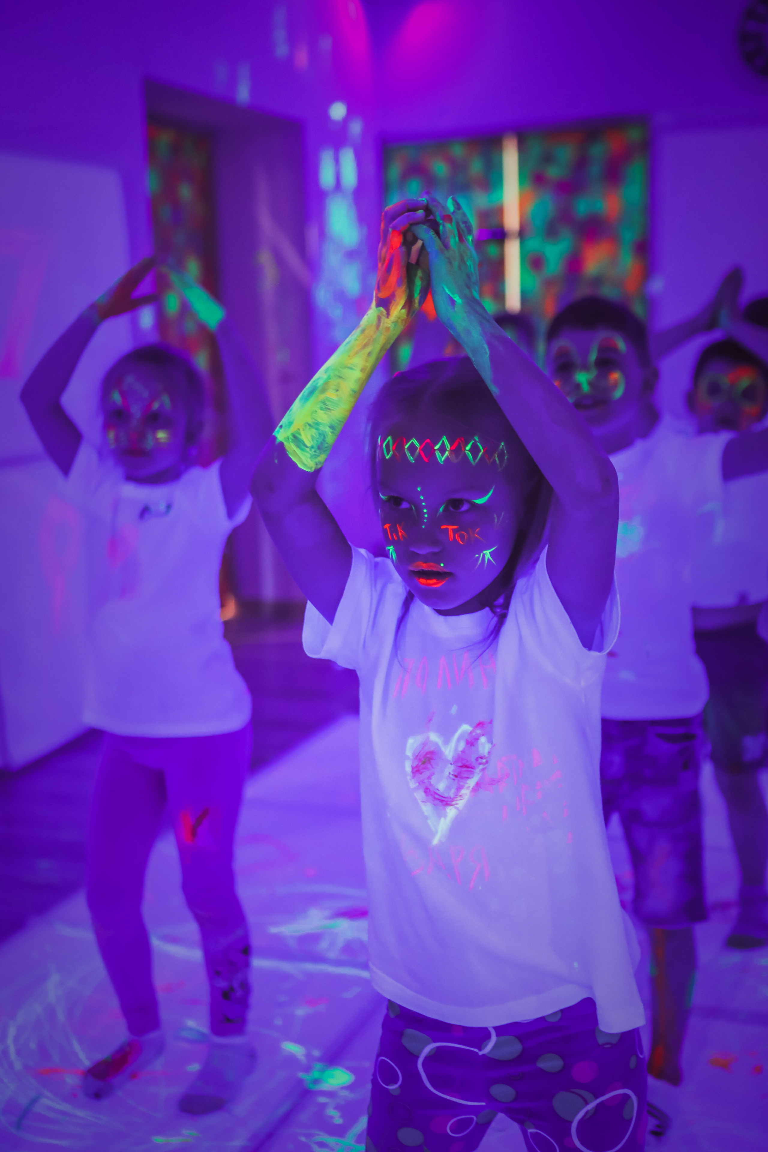 Полина В НЕОНЕ. Семейный и свадебный фотограф во Владивостоке Аня Смецкая