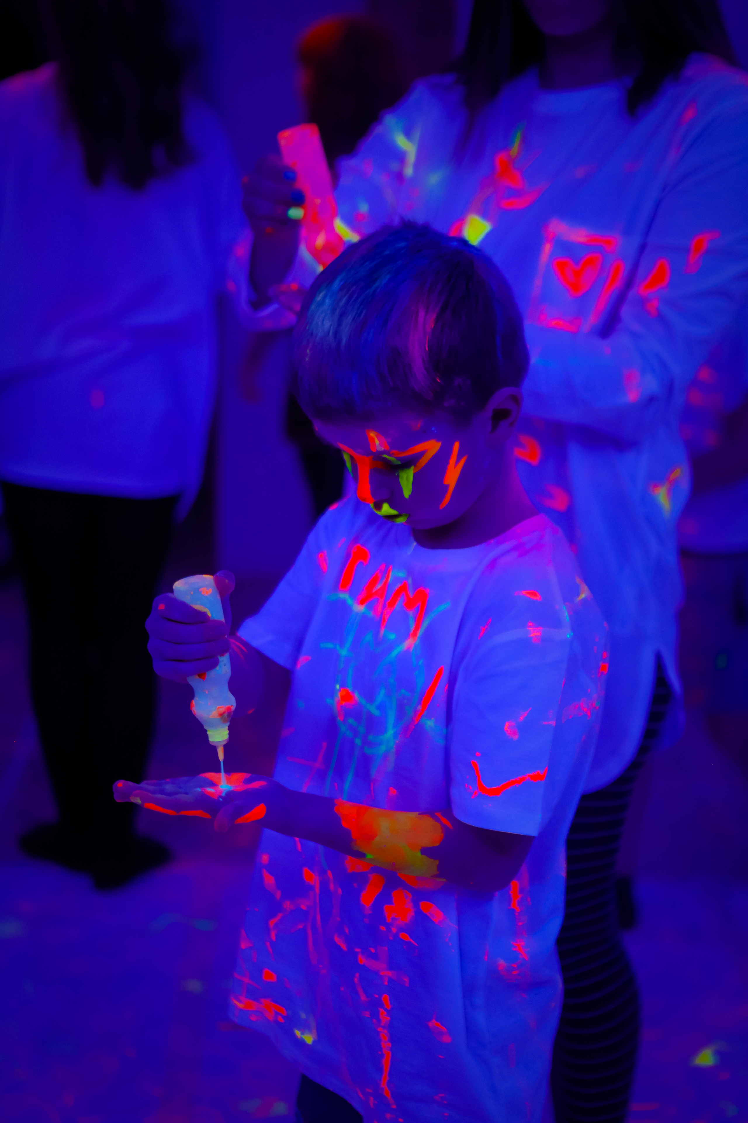 Алиса в Неоне. Семейный и свадебный фотограф во Владивостоке Аня Смецкая