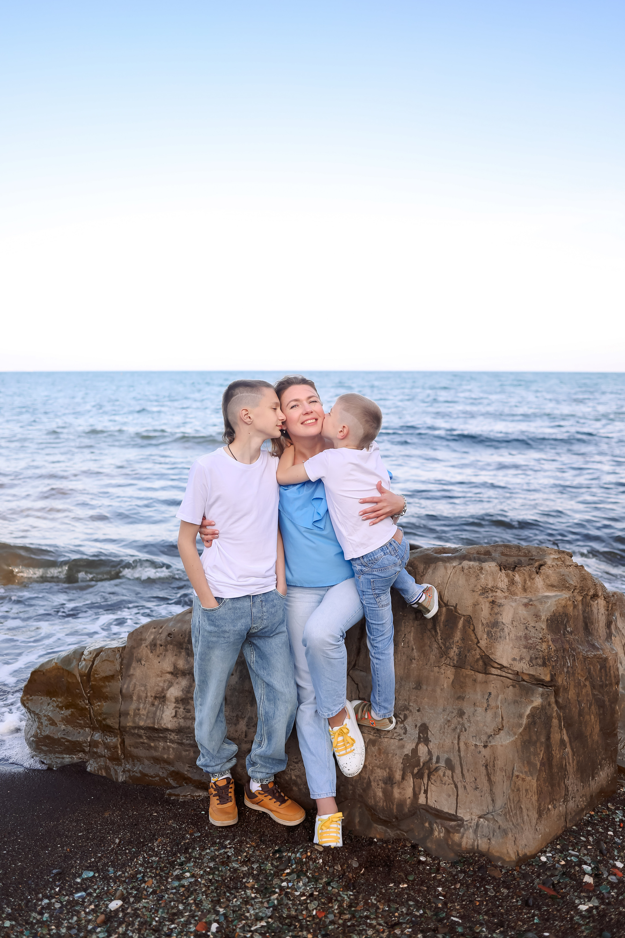 Таня и Лёша с сыновьями. Семейный и свадебный фотограф во Владивостоке Аня Смецкая