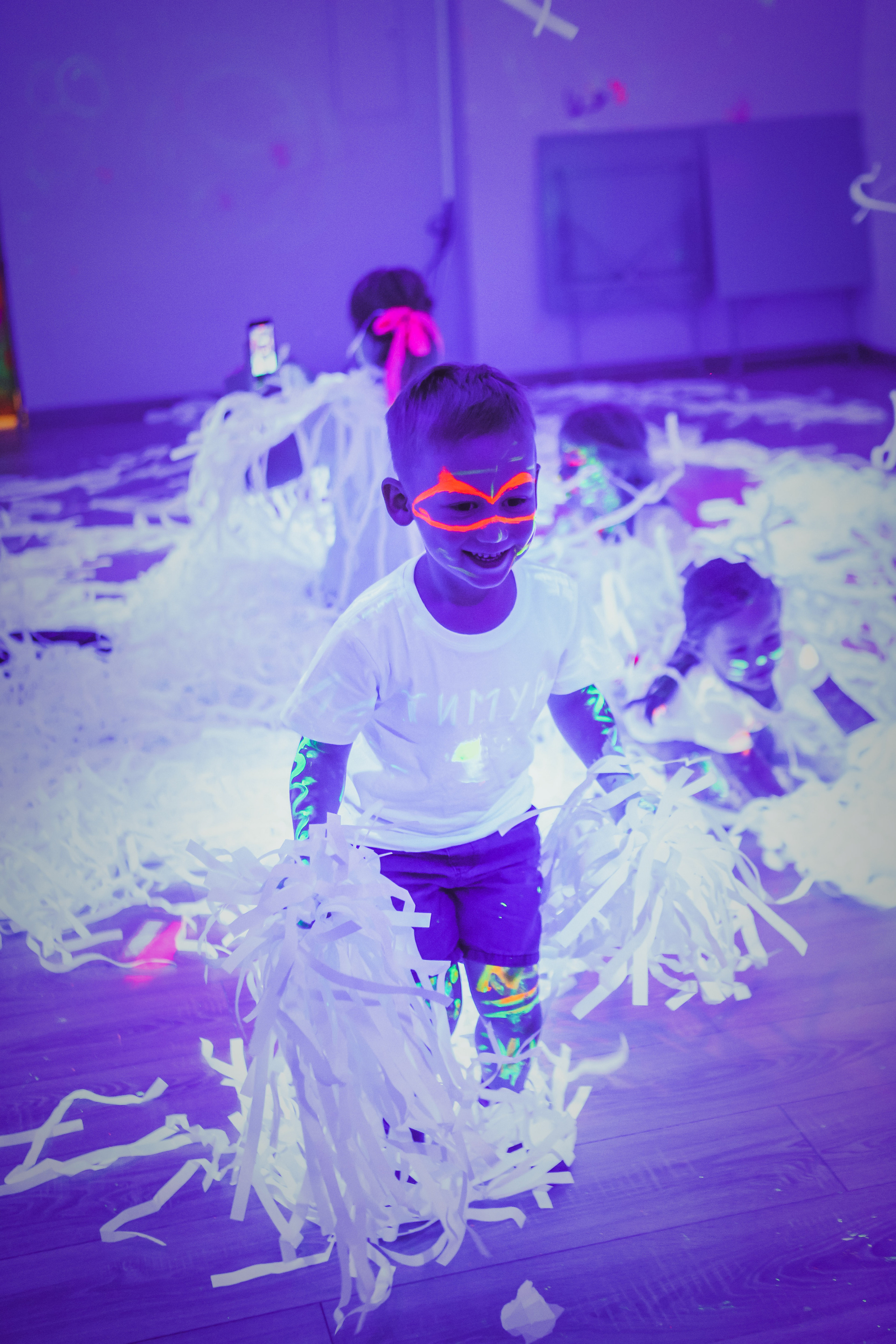 Неоновое день рождение Ульяны. Семейный и свадебный фотограф во Владивостоке Аня Смецкая