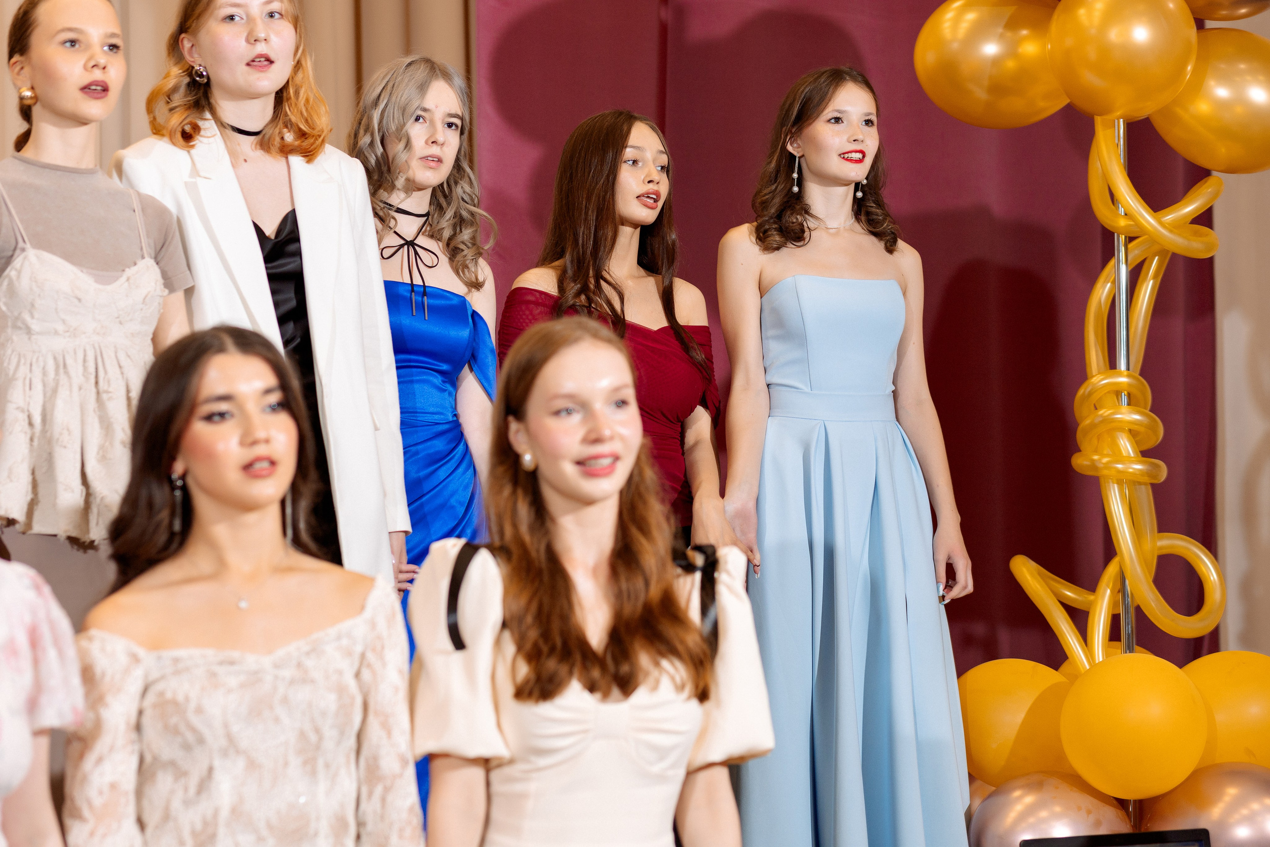 ВРУЧЕНИЕ АТТЕСТАТОВ: Пример. Все фото. Профессиональный фотограф в Ижевске Леша Петров