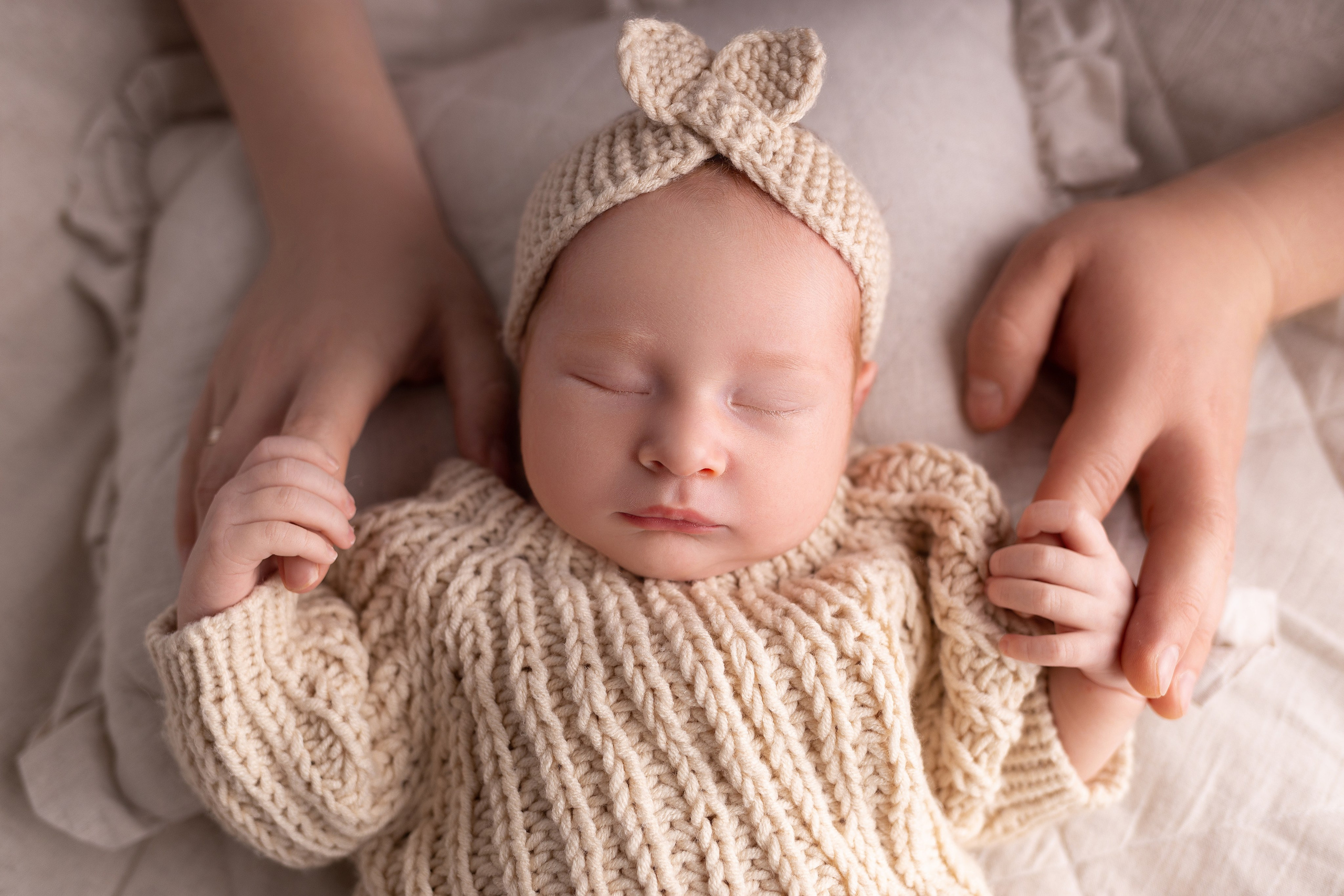 Newborn съемка в стиле Лайф. Фотограф новорожденных малышей в Омске и Омской области Эльвира Камаева