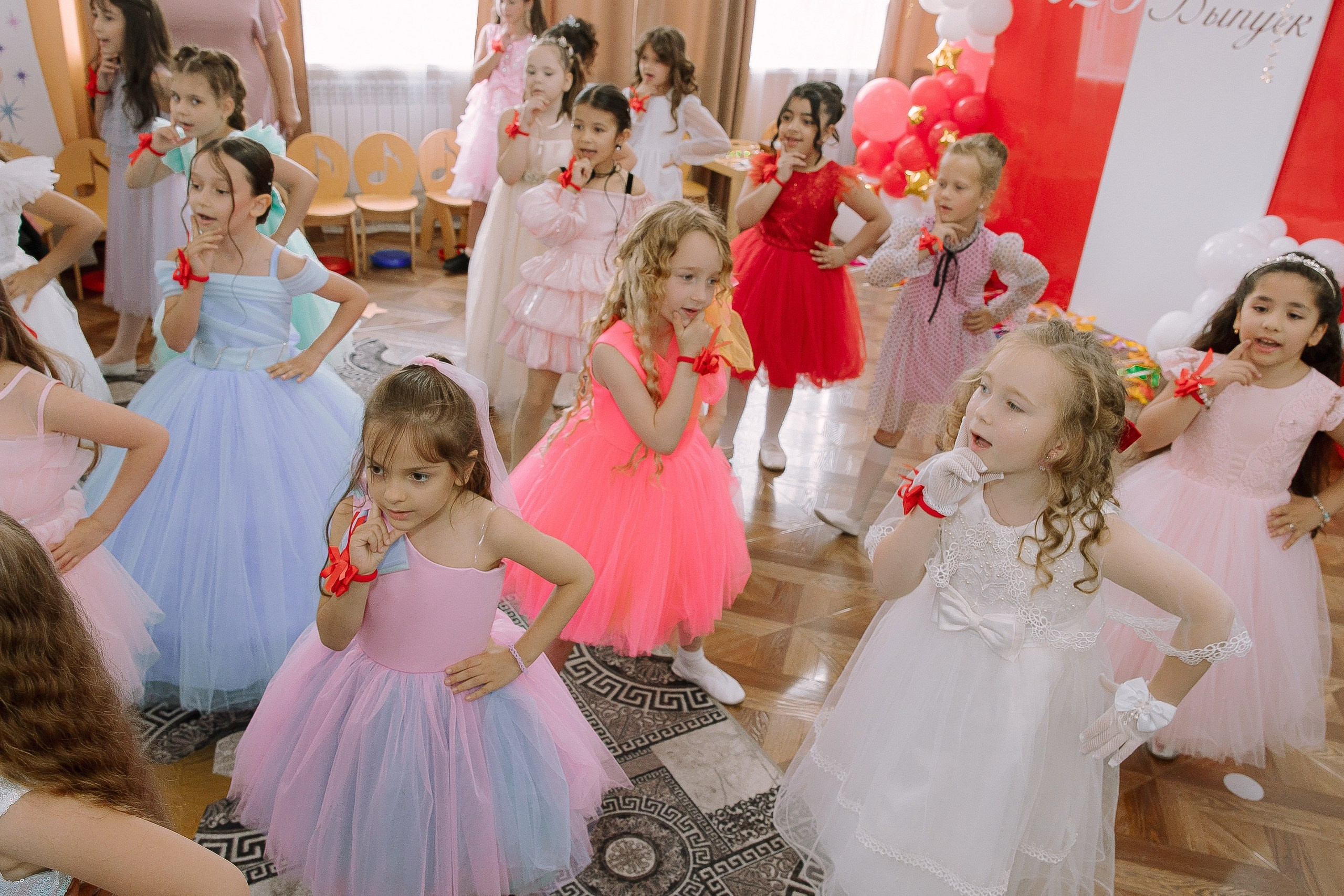 Выпускной в ДС 26. Выпускные альбомы Натальи Бутко: Новороссийск, Анапа, Геленджик