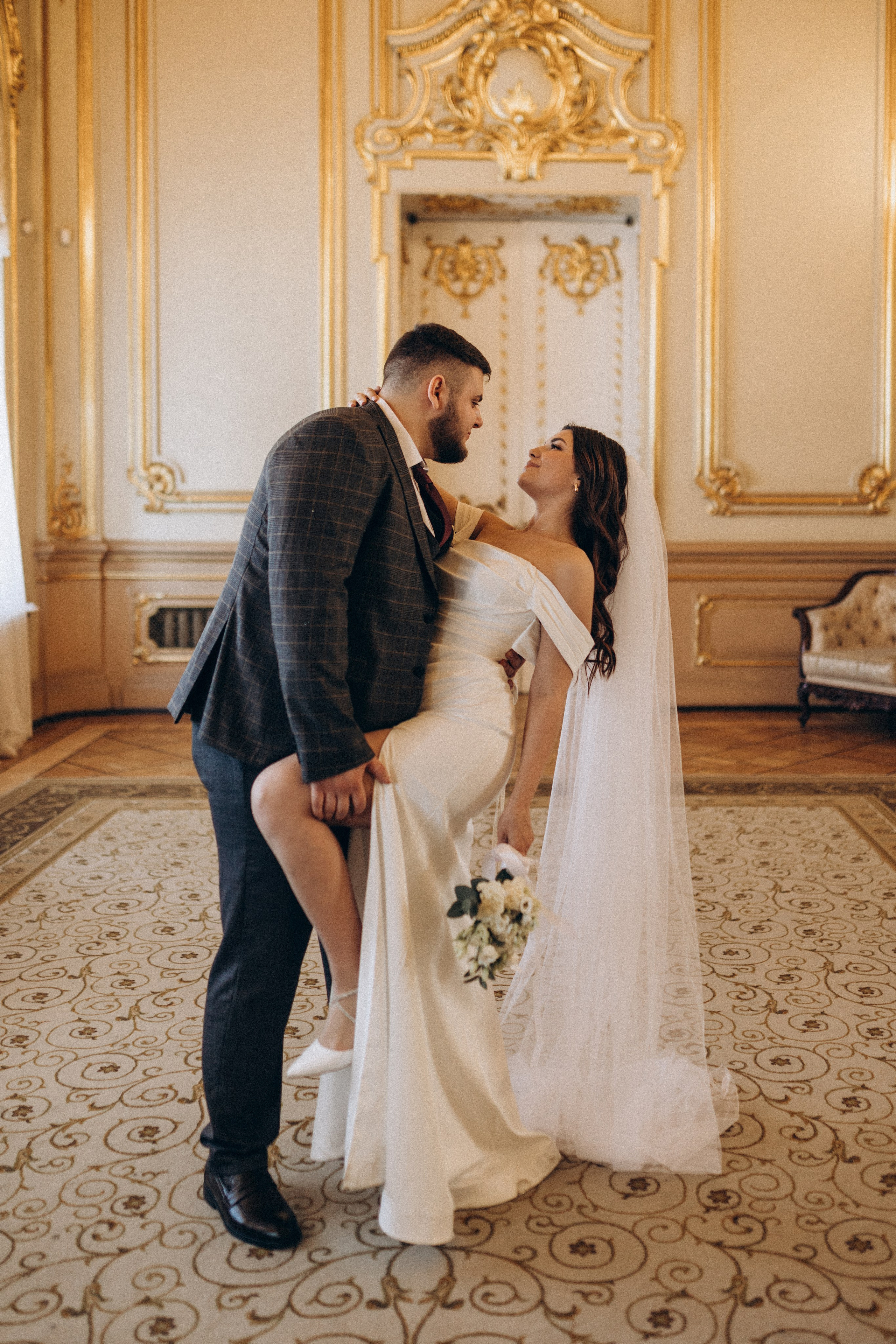 Артем и Регина | Дворец бракосочетания 1. Свадебный и love story фотограф в Санкт-Петербурге