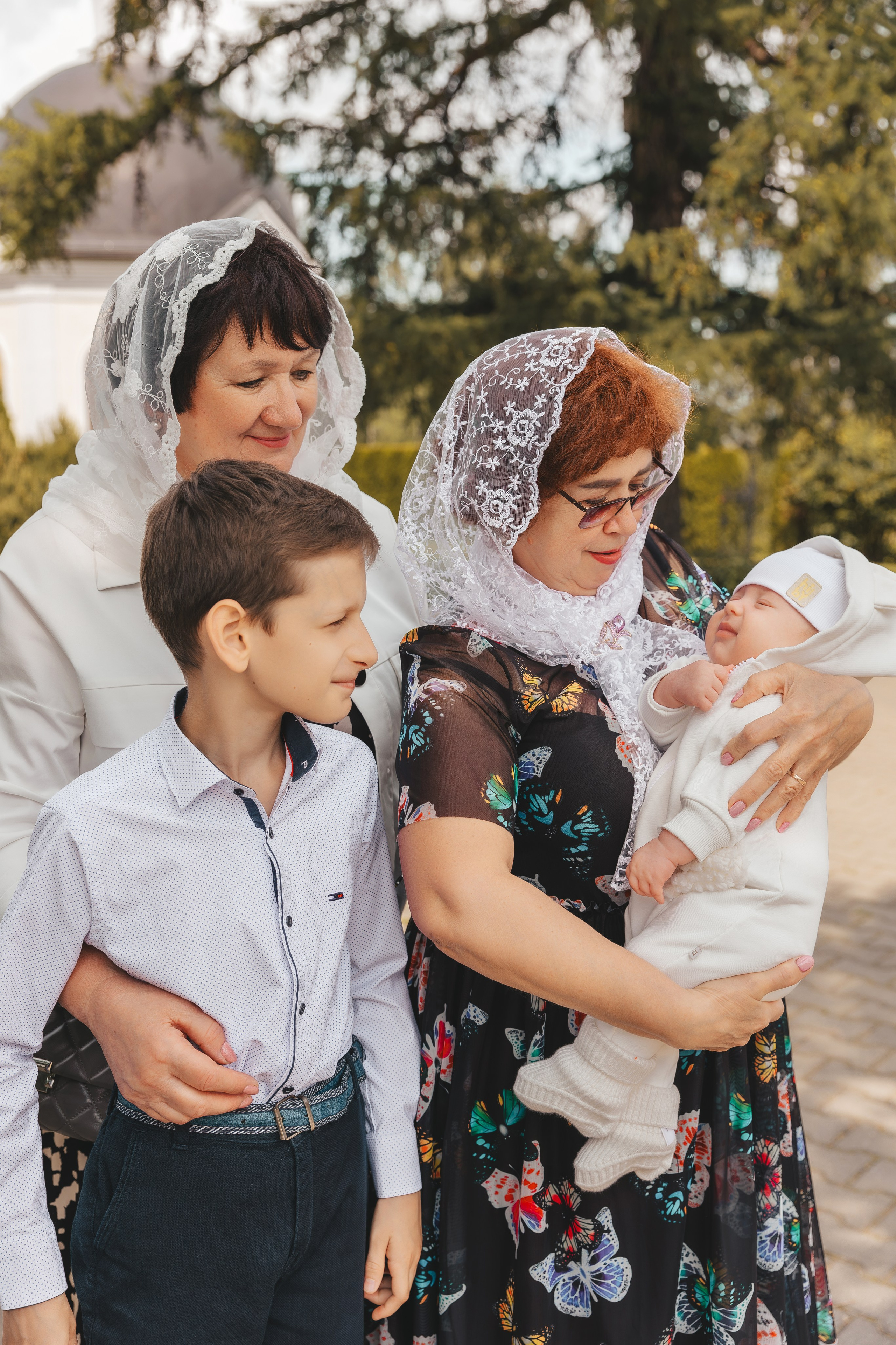 Репортажная съемка Крещения в Москве и области. Семейный и женский фотограф в Москве Надежда Воробьева