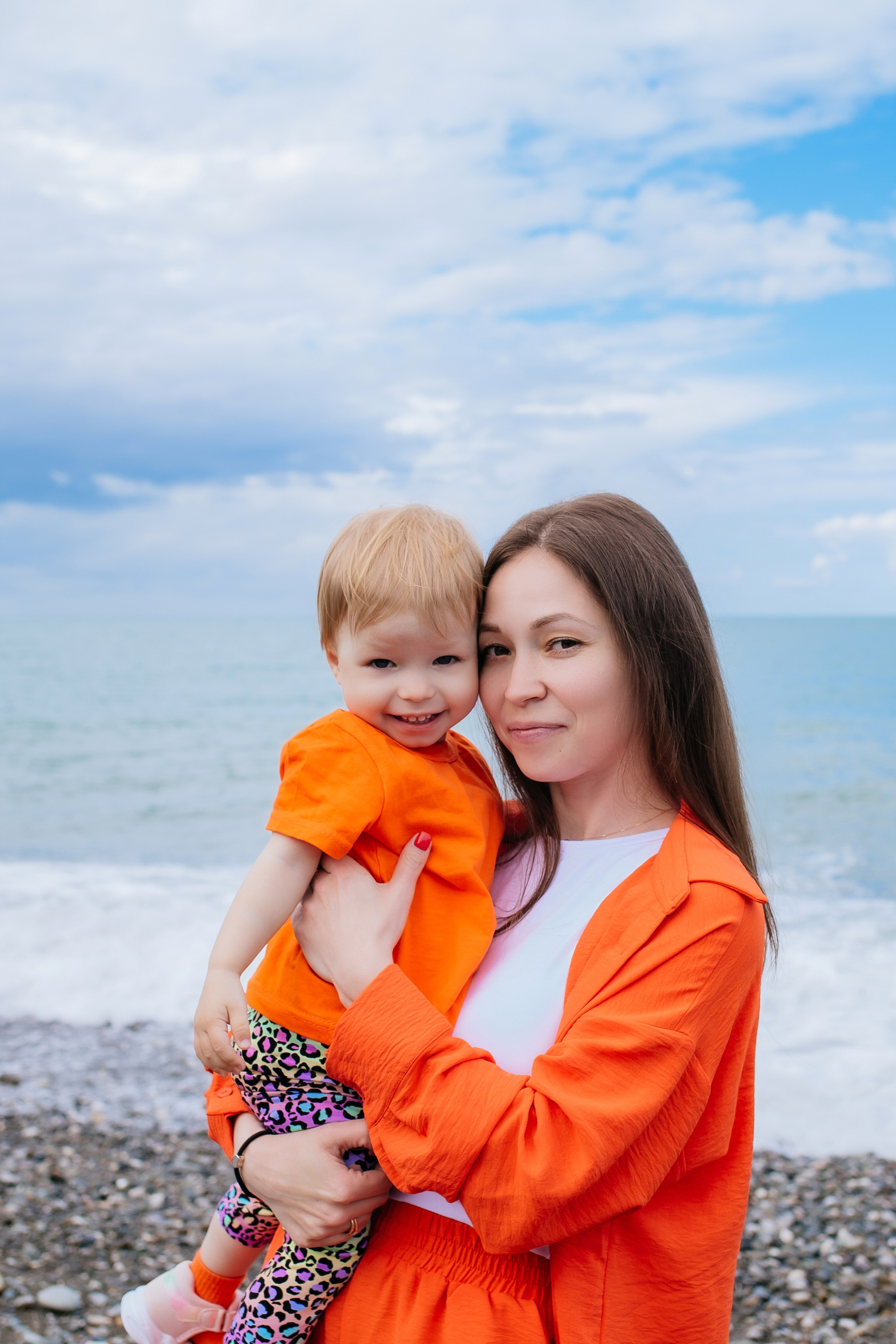 Семейная фотосессия на берегу моря в Сочи. Фотограф Сочи Адлер. Солькаева Анастасия