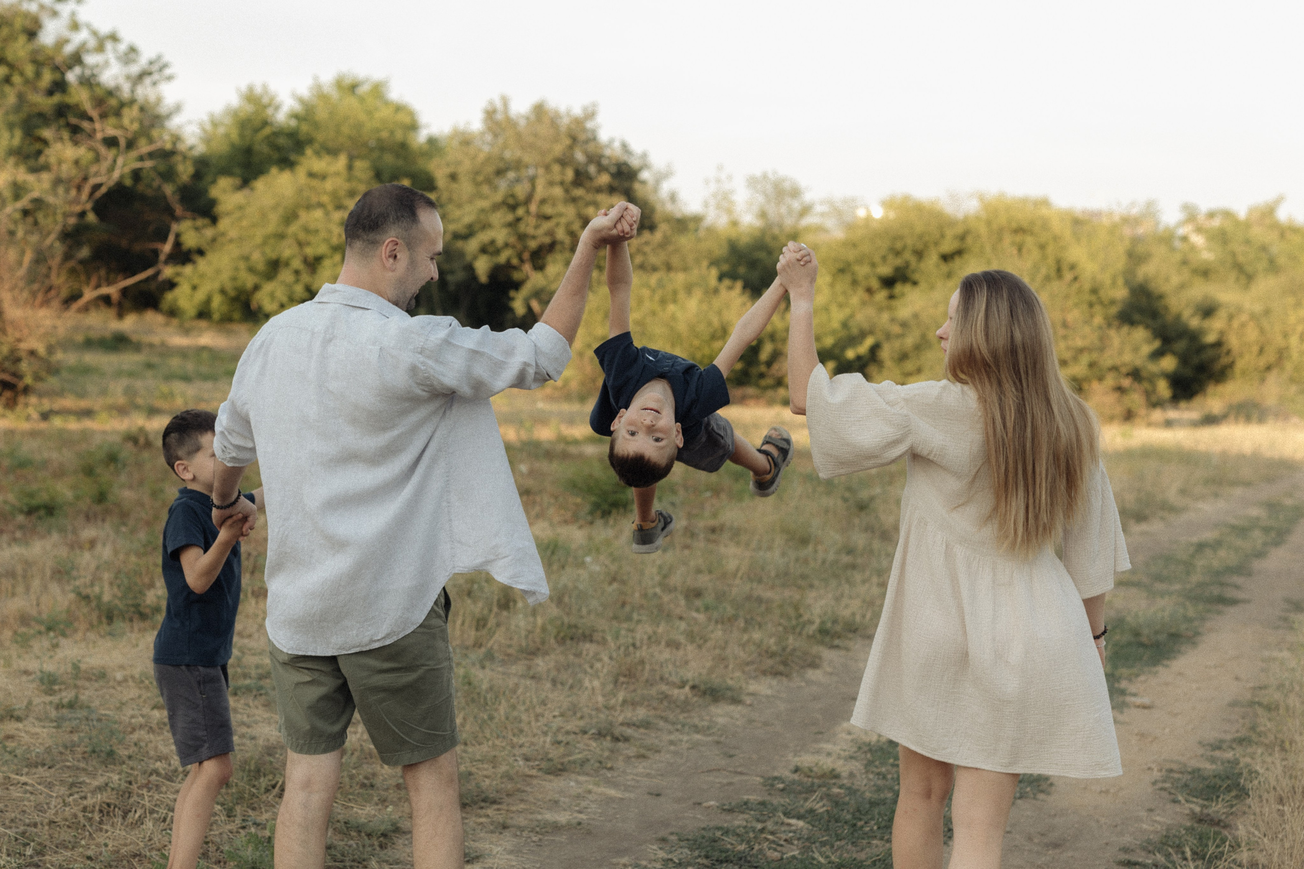 Семья Вики и Валеры. Семейный фотограф в г. Ростову-на-Дону Козлова Евгения